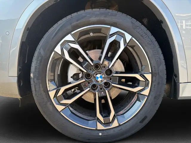 BMW X1 view 7