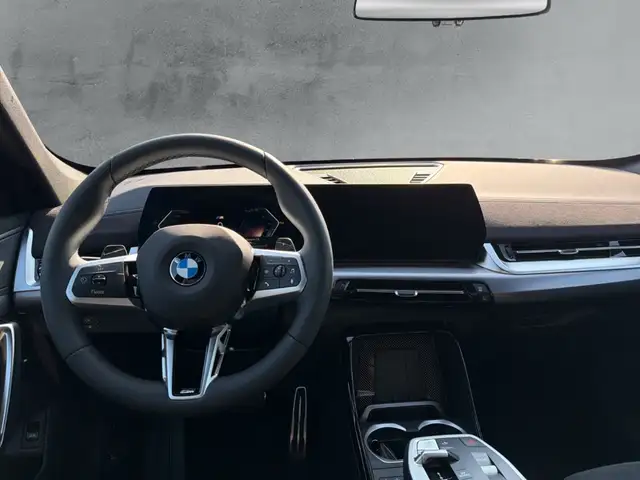 BMW X1 view 10
