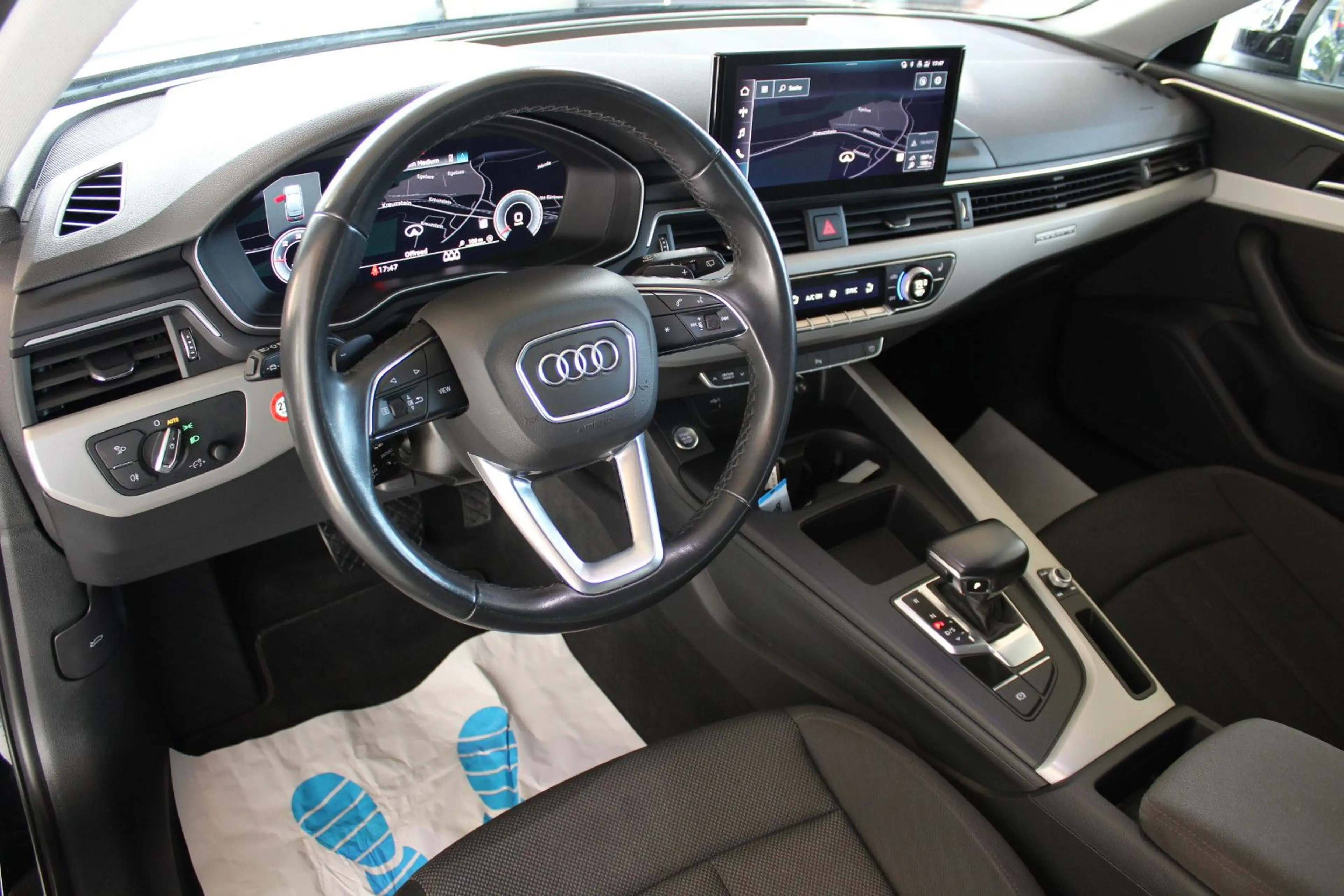 Audi A4 Avant 40 TDI S tro quattro*NAVI*LED*VIRT*PANO — photo 9