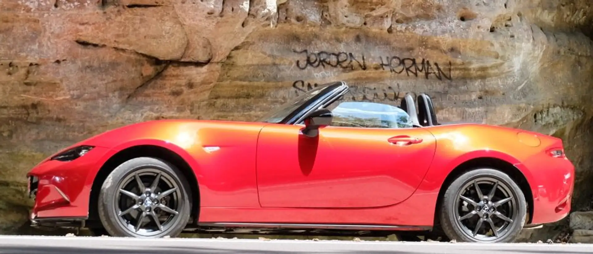 Mazda MX-5 MX-5 SKYACTIV-G 131 Sports-Line Rood - 1