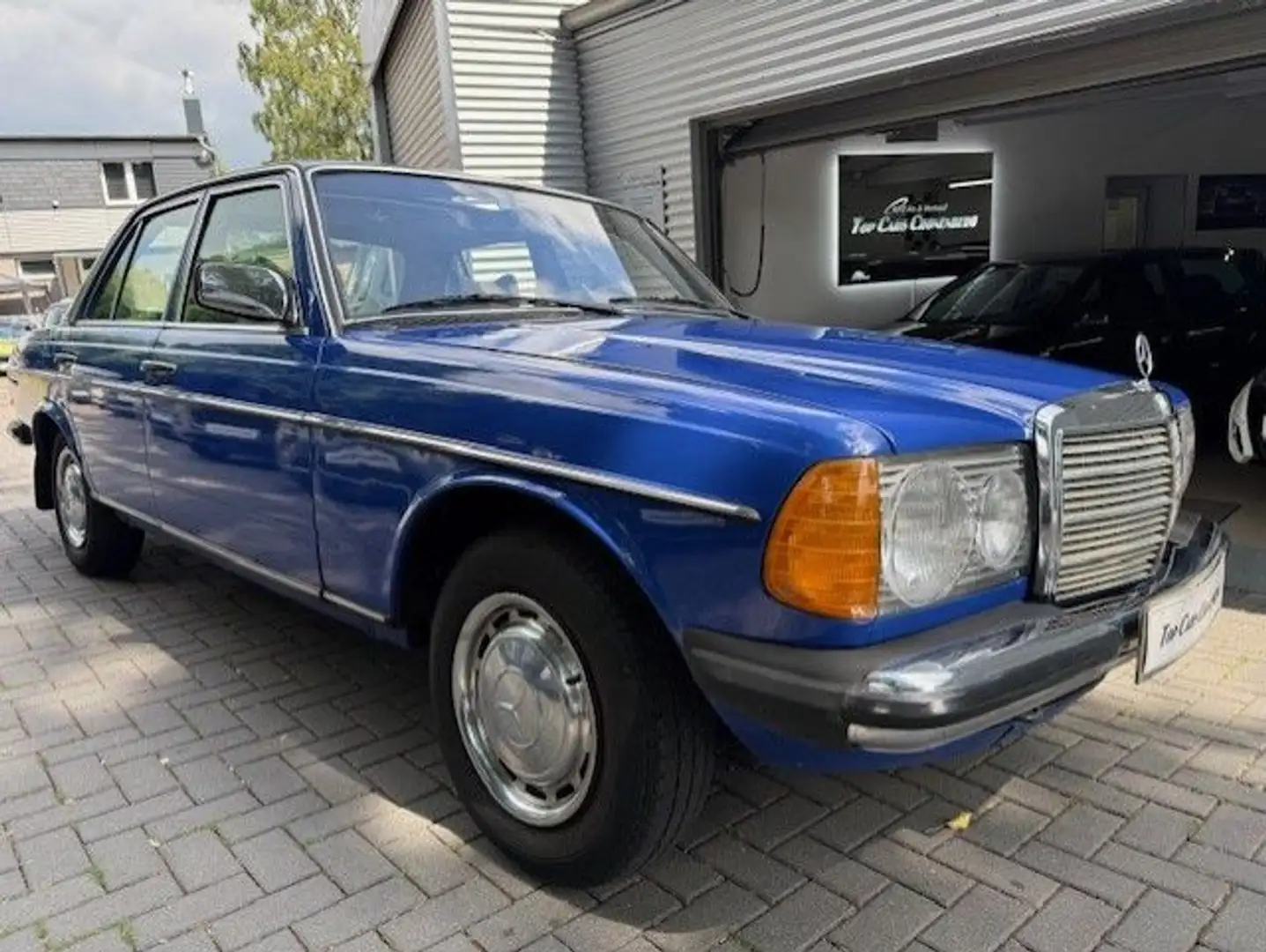 Mercedes-Benz 200 D W123*erste Serie*H Kennzeichen*SHD*TÜV NEU* Niebieski - 1
