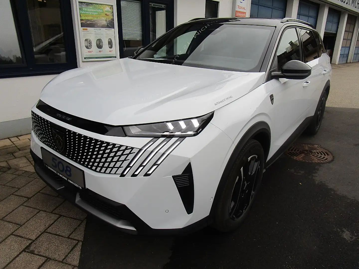 Peugeot 5008 PHEV 1956 e-DCS7 GT Aut. Weiß - 1