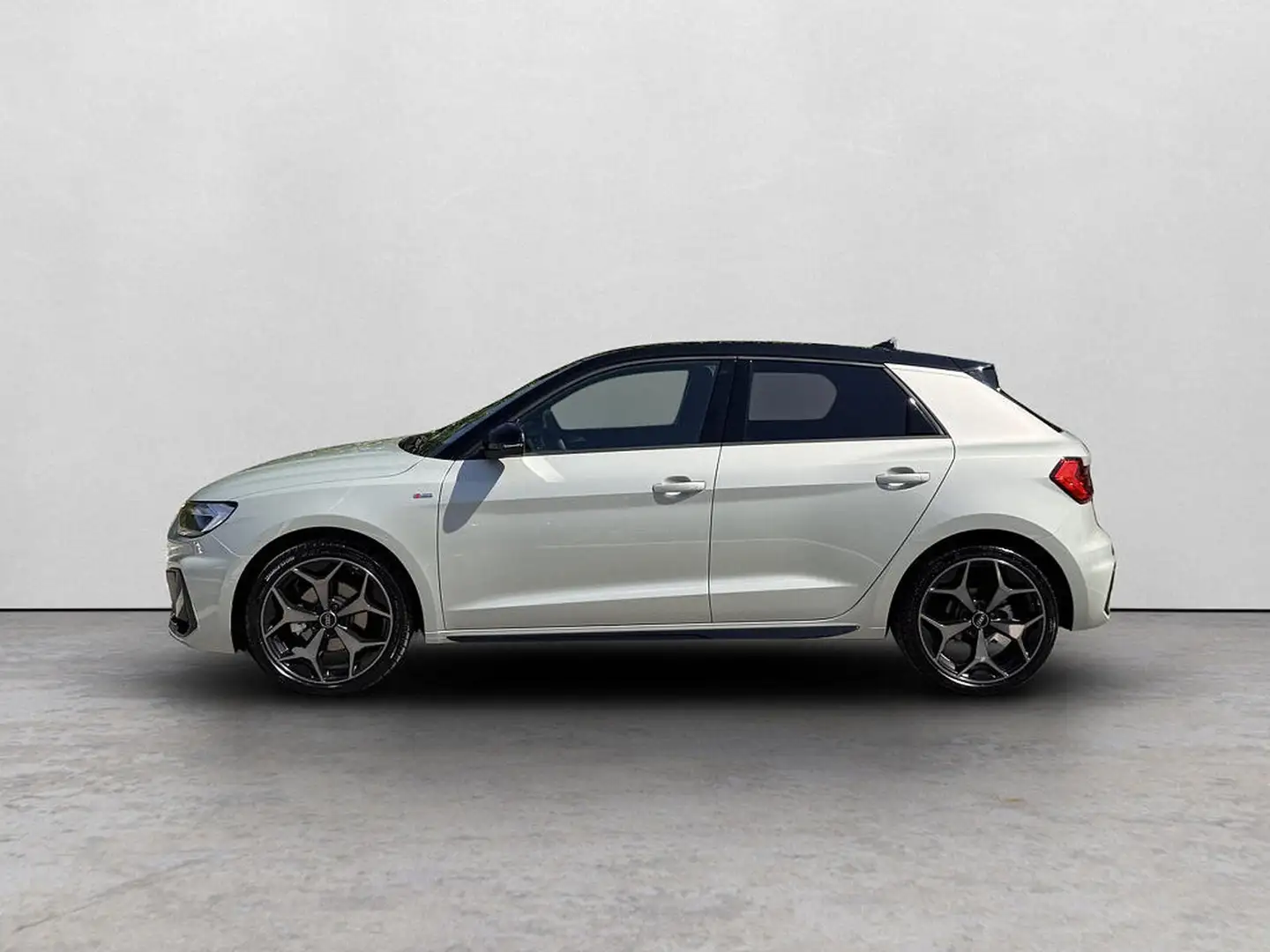 Audi A1 sportback 30 1.0 tfsi identity black 116cv s-troni Argento - 2