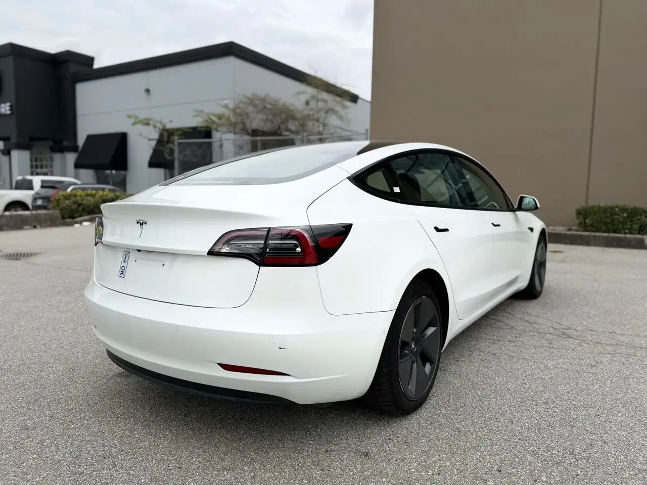 Tesla Model 3 снимка Tesla Model 3