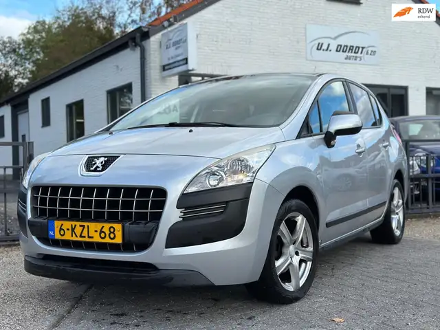 Peugeot 3008 1.6 VTi Blue Lease zeer nette auto !