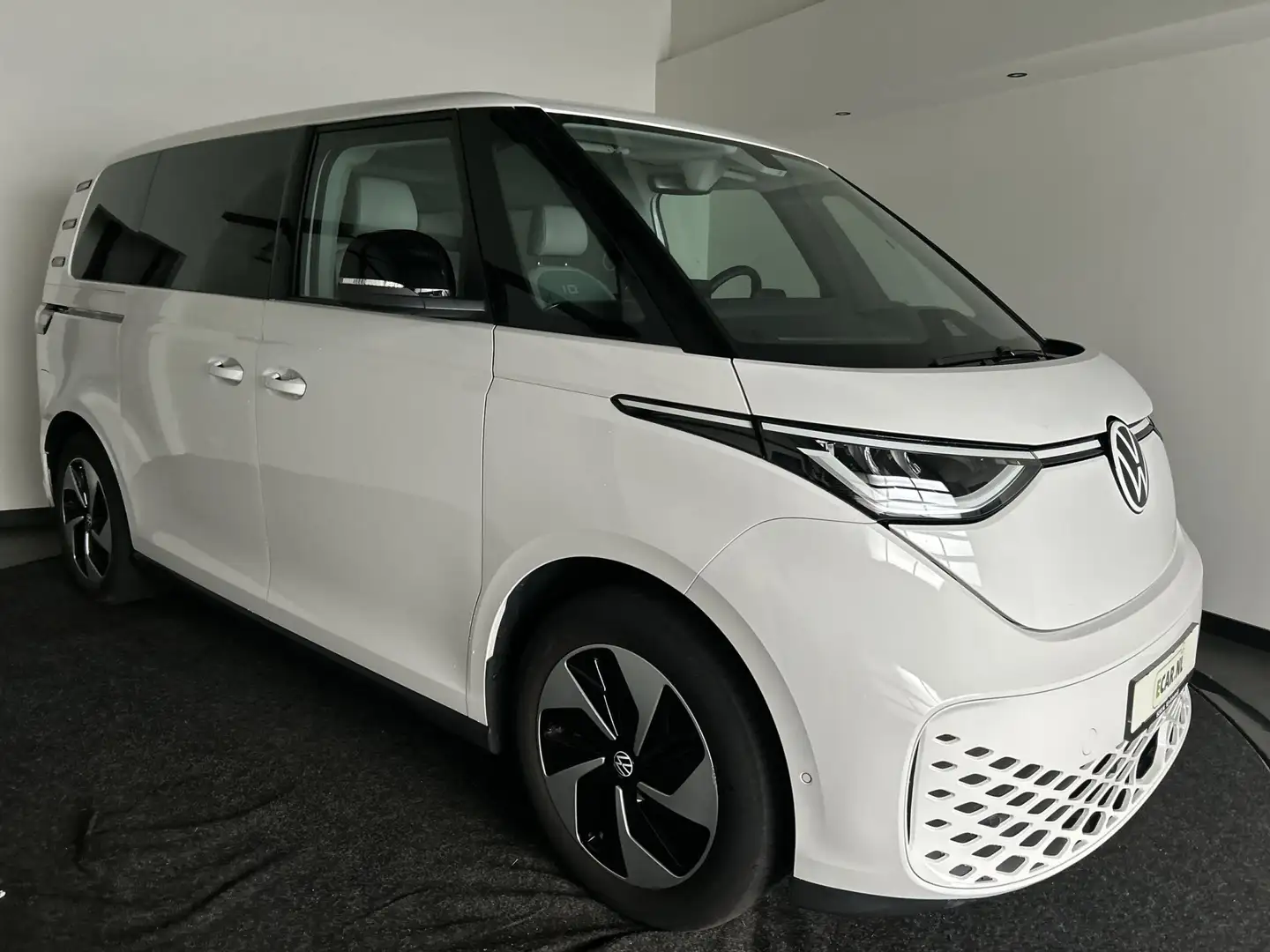 Volkswagen ID. Buzz Pro 77kWh | 19" Tilburg Velgen | Park Assist | L Blanc - 1