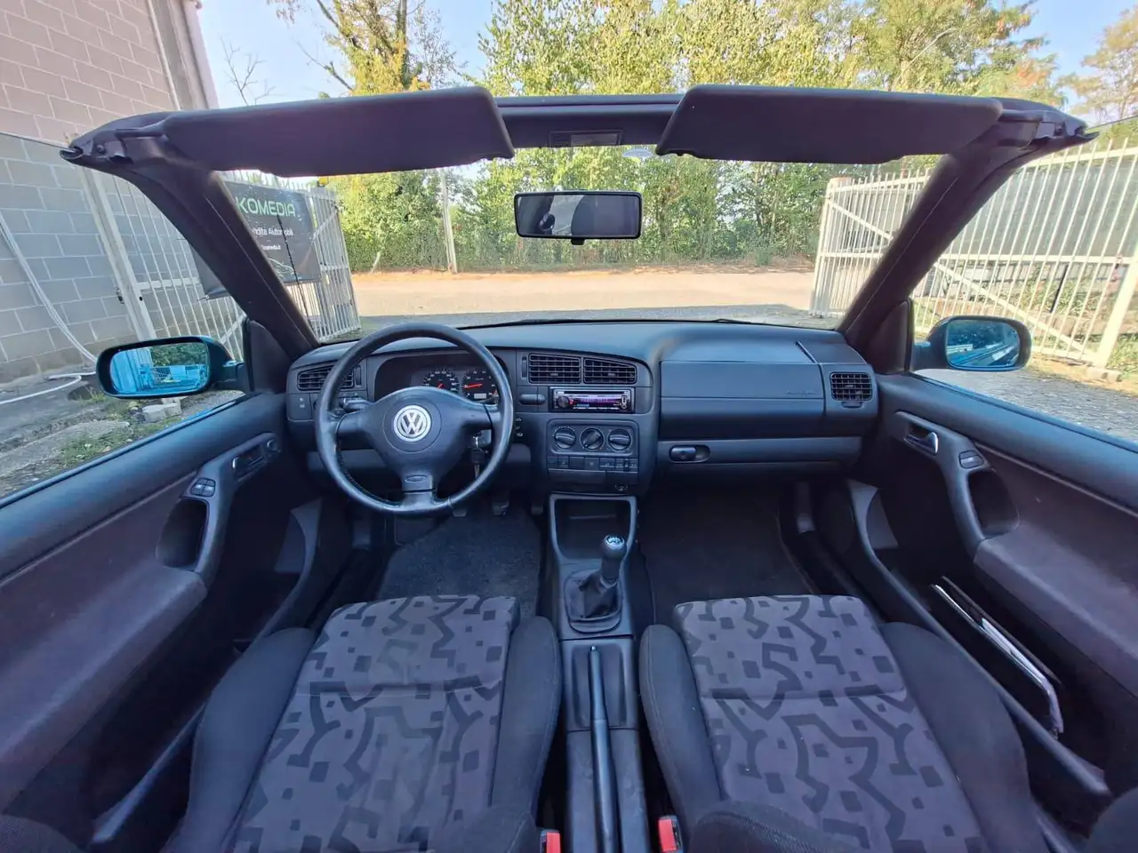 Volkswagen Golf Cabriolet IV 1.6 16v 101cv Colour Concept UNICO PROPRIETARIO, foto 10