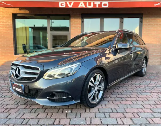 Mercedes-Benz E 250 Classe E - W212 SW SW cdi Premium 4matic auto