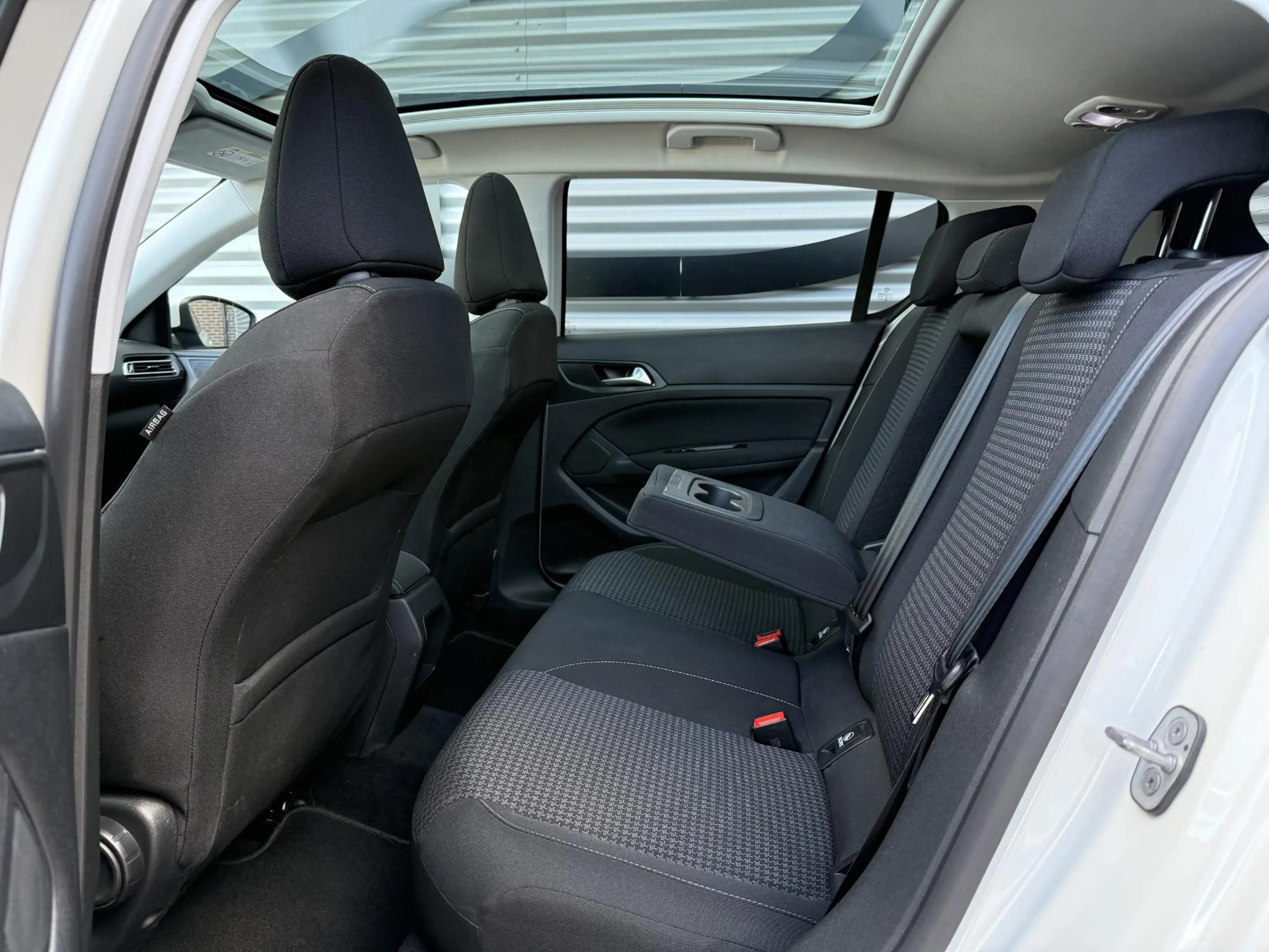 Peugeot 308 1.2 PureTech Blue Lease Executive 2e Eigenaar|Navi — photo 9