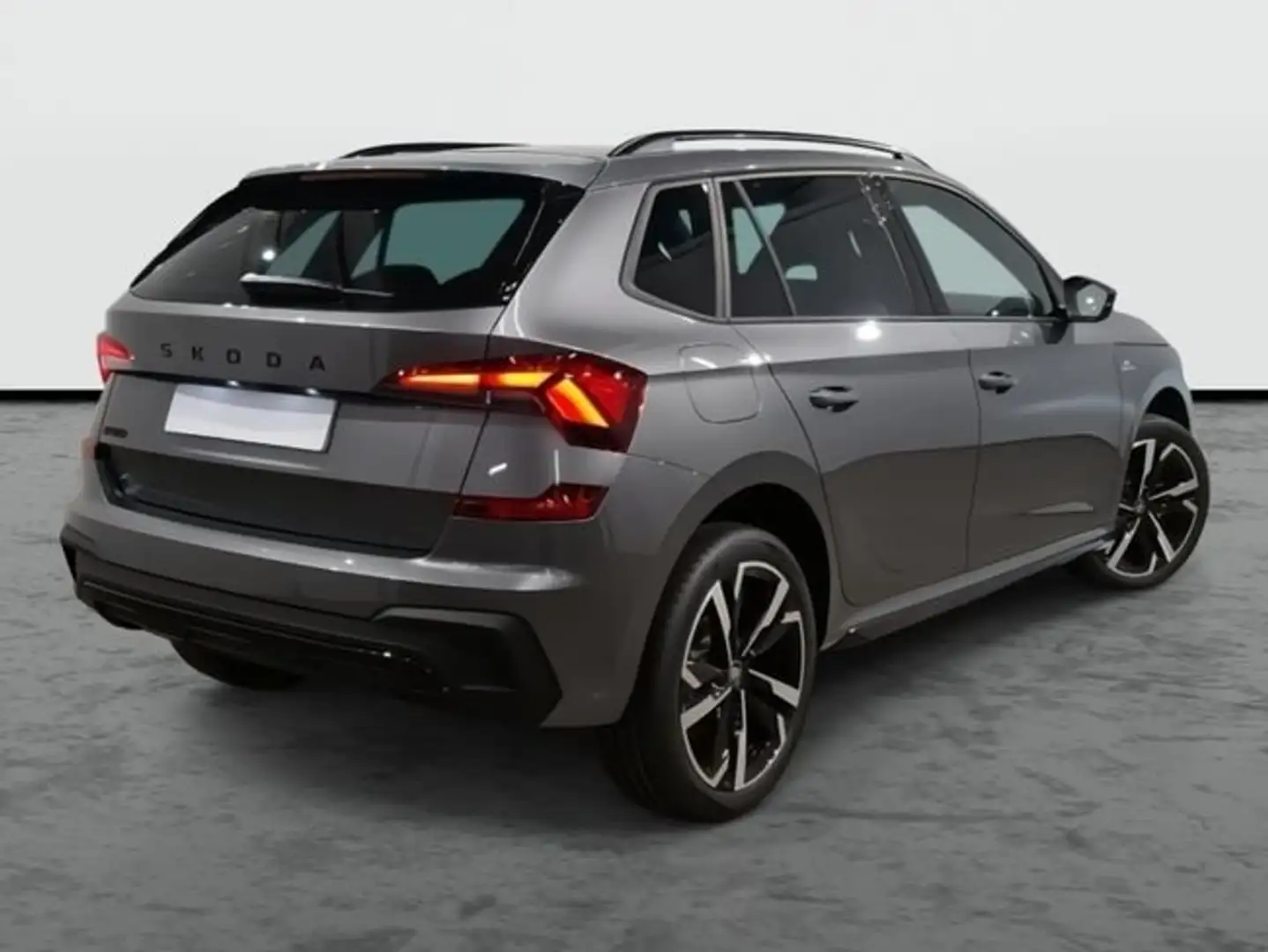 Skoda Kamiq Monte Carlo Advanced 1.0 TSI 85 kW (116 CV) Manual Gris - 2
