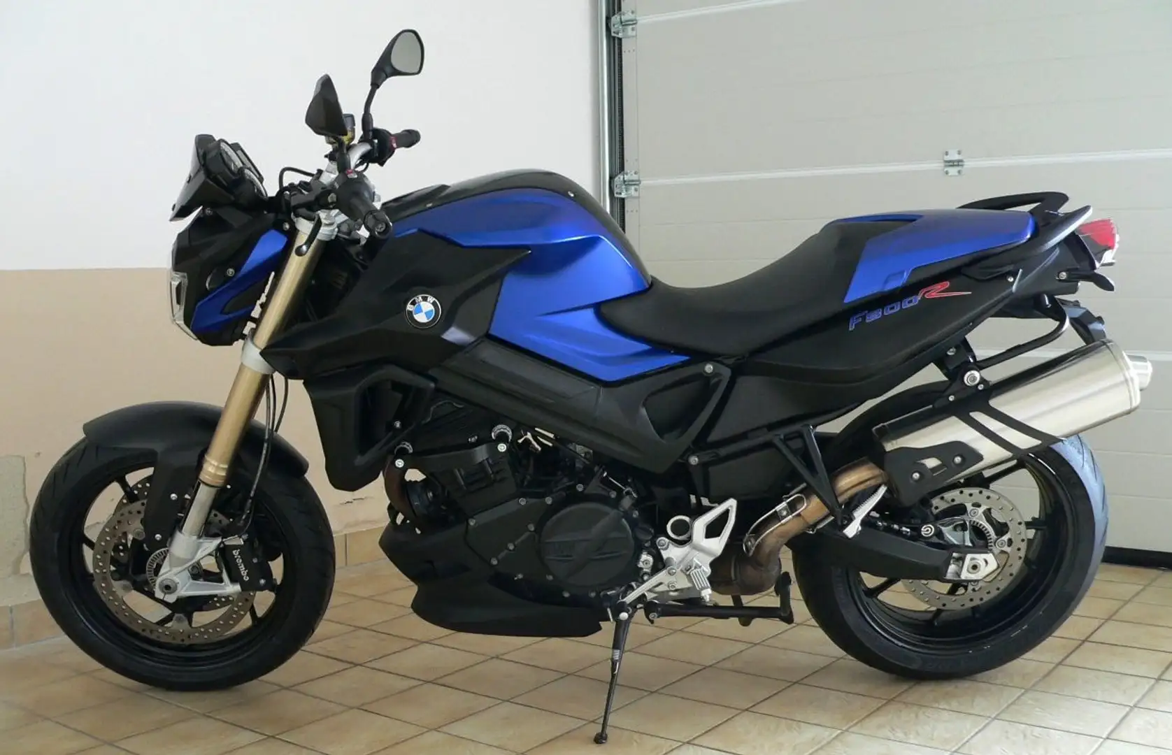 BMW F 800 R Alle 3 Pakete / TÜV & Service neu Синий - 2