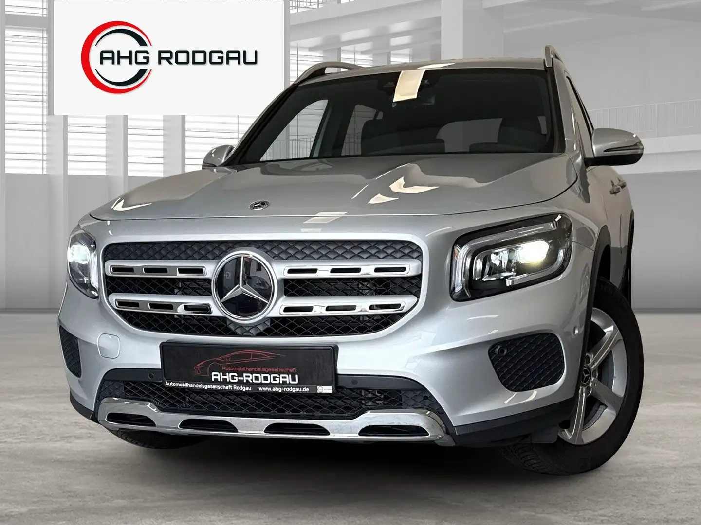 Mercedes-Benz GLB 200 GLB -Klasse/LED/KAMERA/TOTW/DAB/LEDER Argintiu - 2