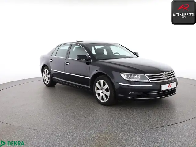 Volkswagen Phaeton view 7