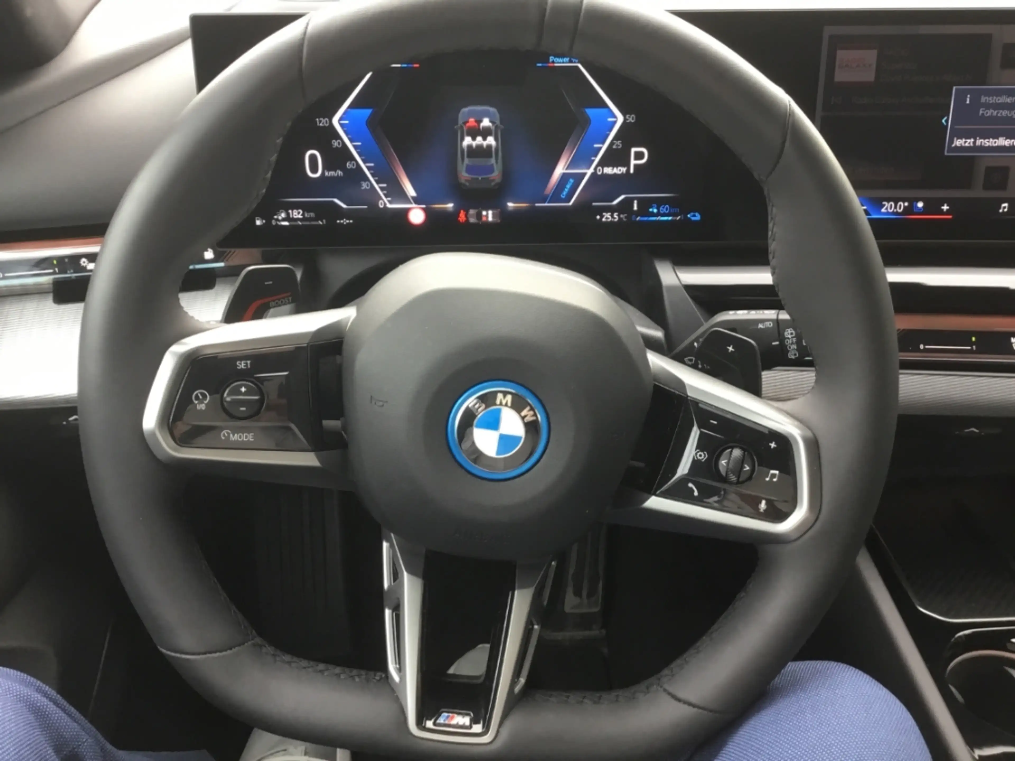 BMW 550 e xDrive Touring Sportpaket HUD AD AHK-el. klappb. — photo 12