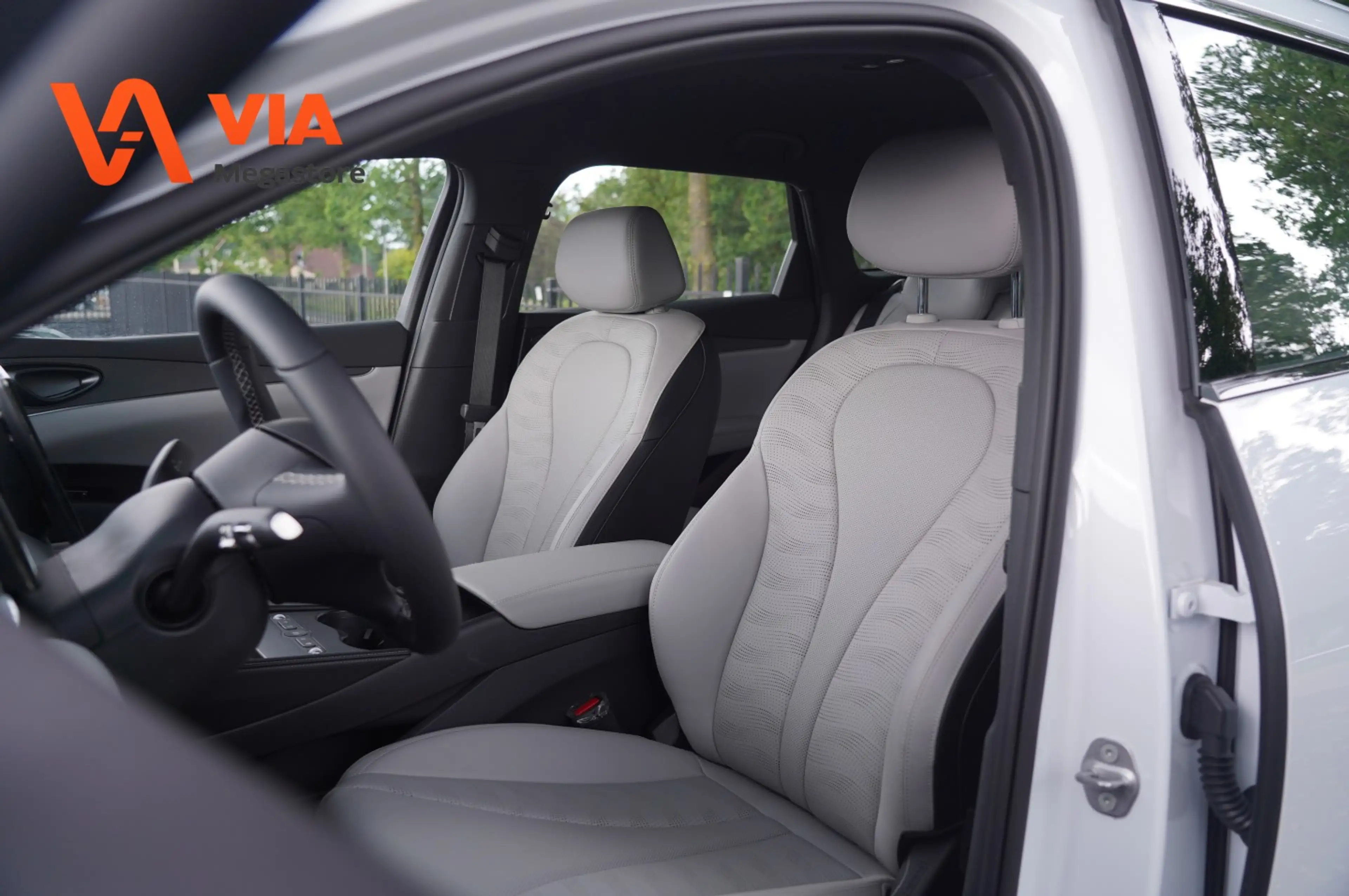 BYD Seal 6 1.5 DM-i Boost — photo 4