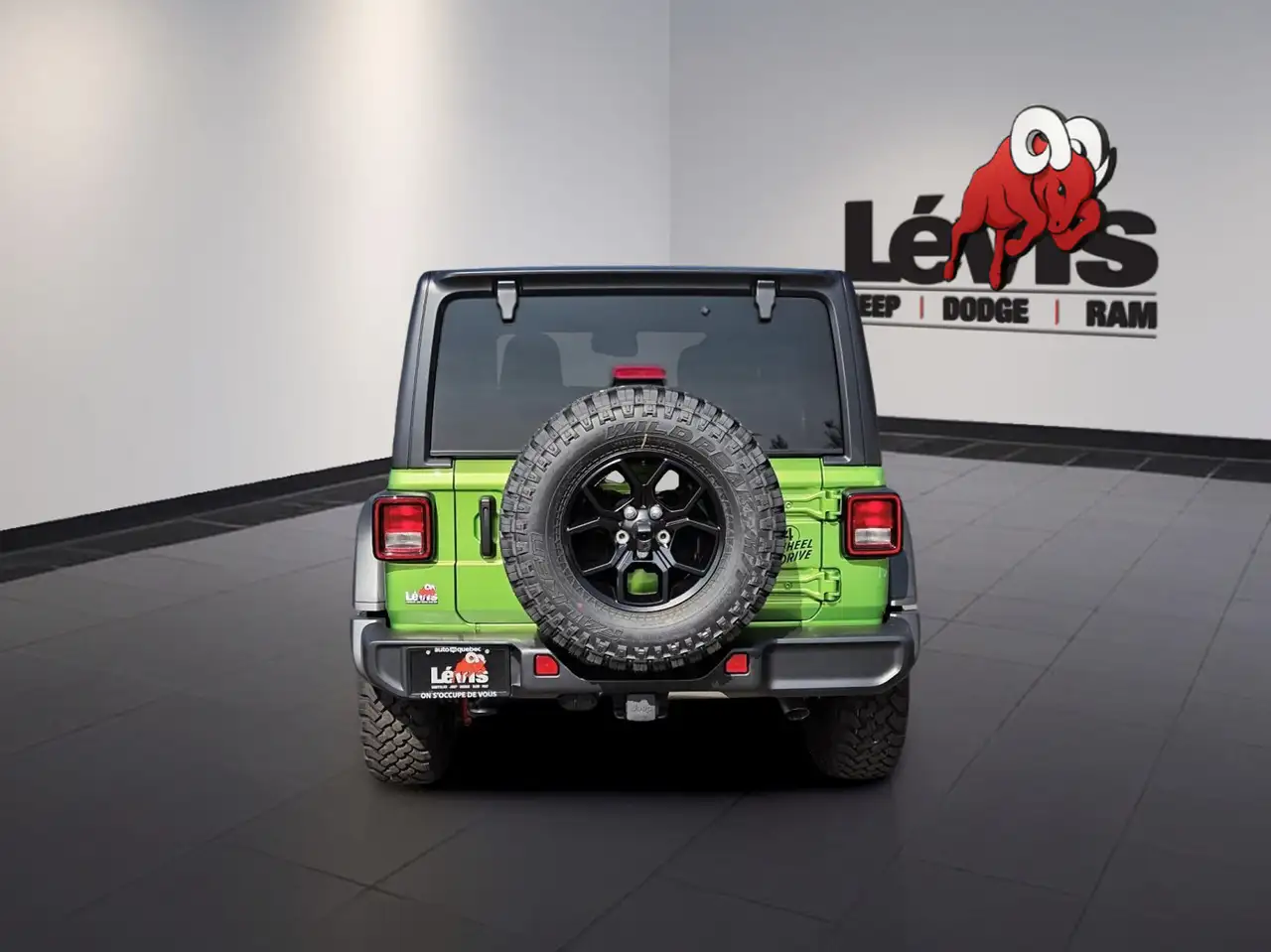 Jeep Wrangler снимка Jeep Wrangler