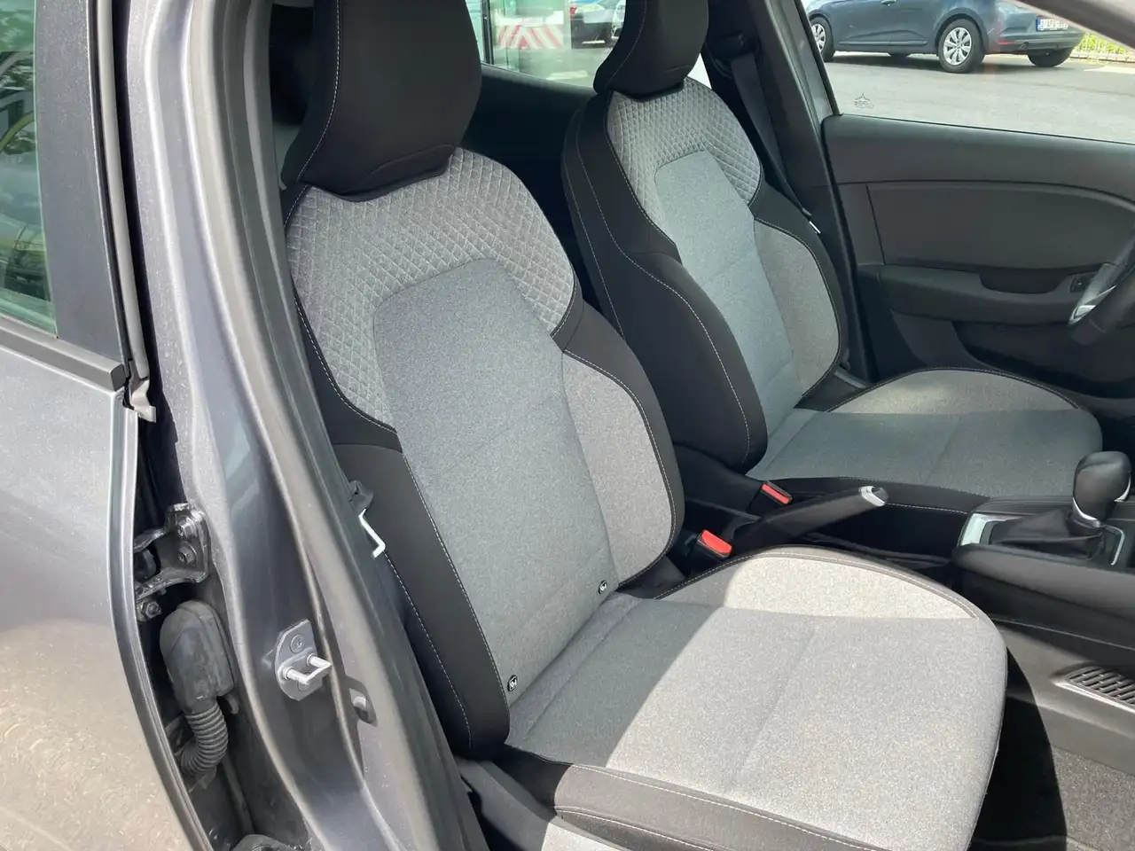 Renault Clio E-Tech full Hybrid Evolution 145, миниатюра 13