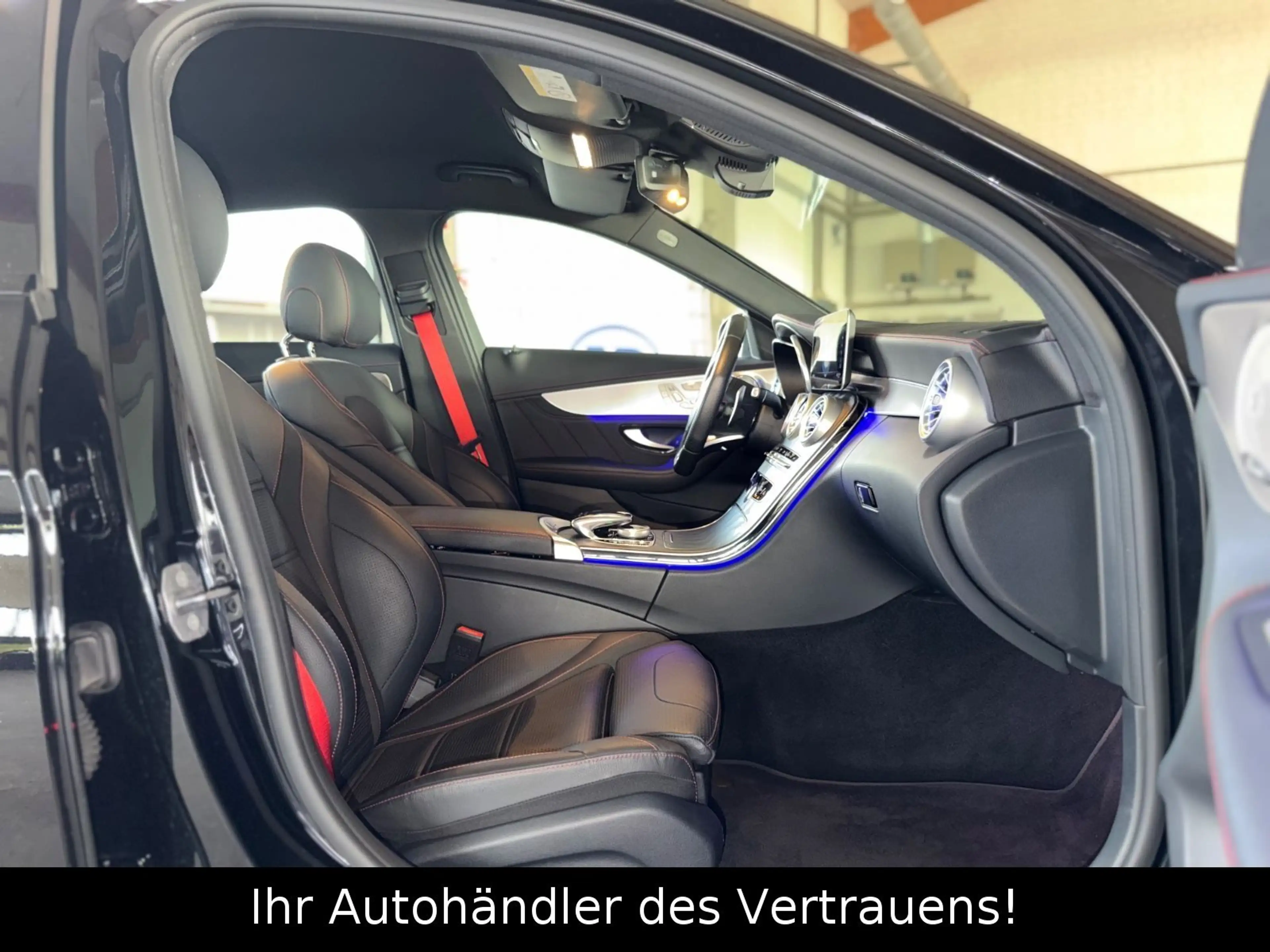 Mercedes-Benz C 43 AMG 4 Matic*Sport AGA*Distronic*MB 100 — photo 15