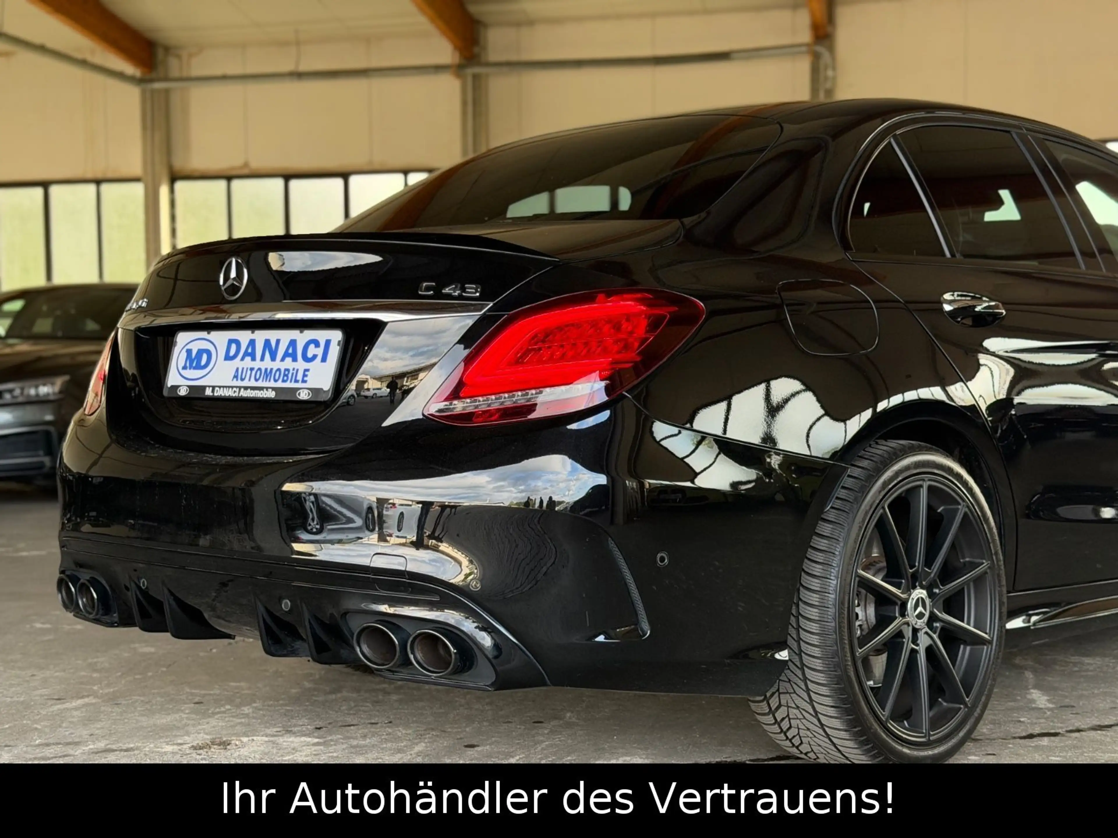 Mercedes-Benz C 43 AMG 4 Matic*Sport AGA*Distronic*MB 100 — photo 8