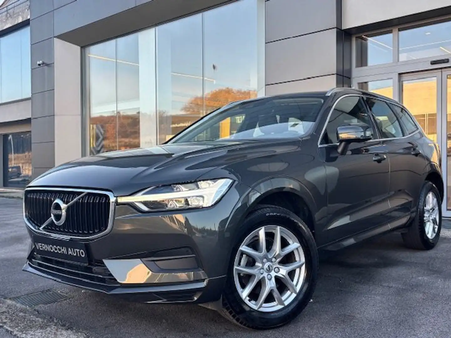 Volvo XC60 2.0 d3 N1 AUTOCARRO Grigio - 1