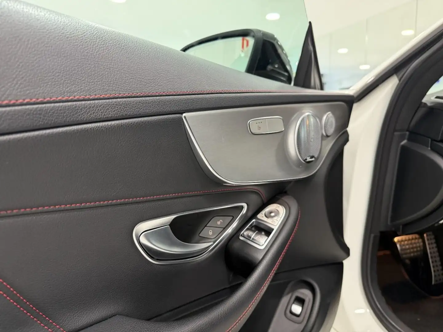 Mercedes-Benz C 43 AMG 4 Matic Wit - 2