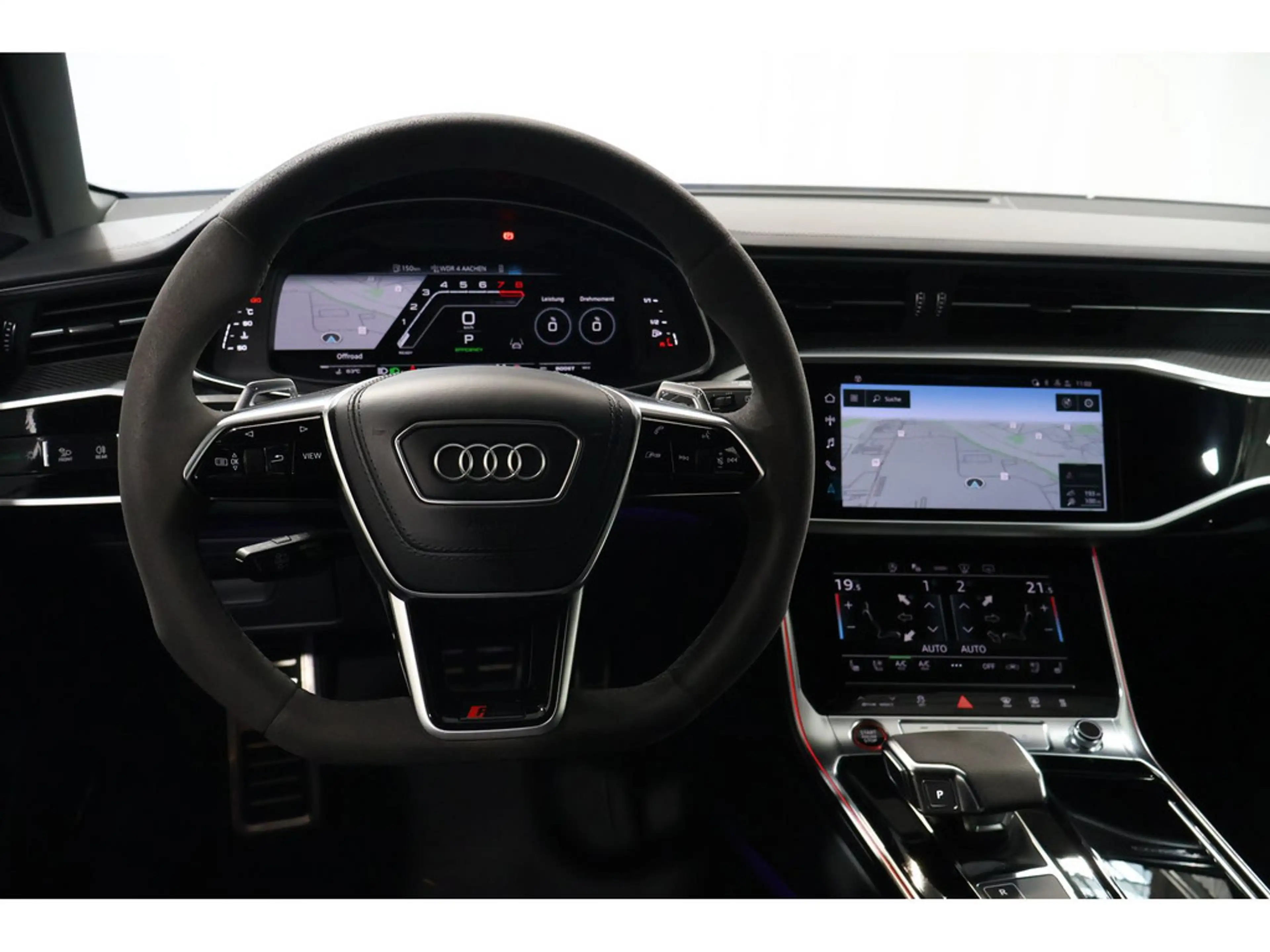 Audi RS6 — photo 10