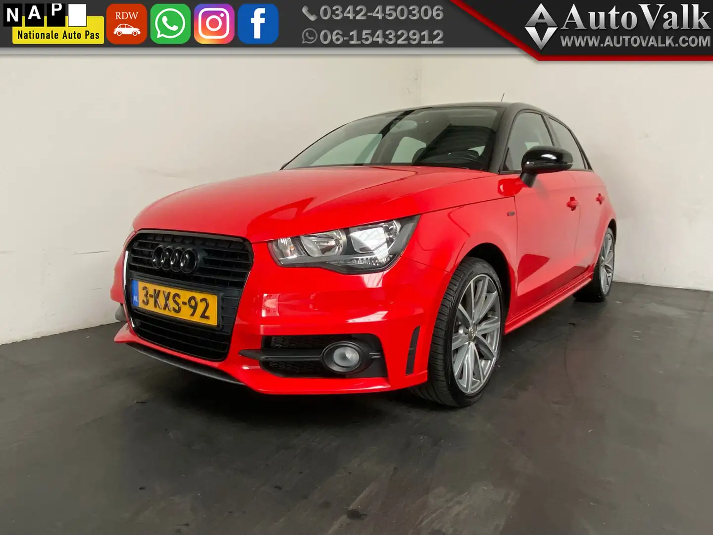 Audi A1 Sportback 1.2 TFSI Admired Rood - 1