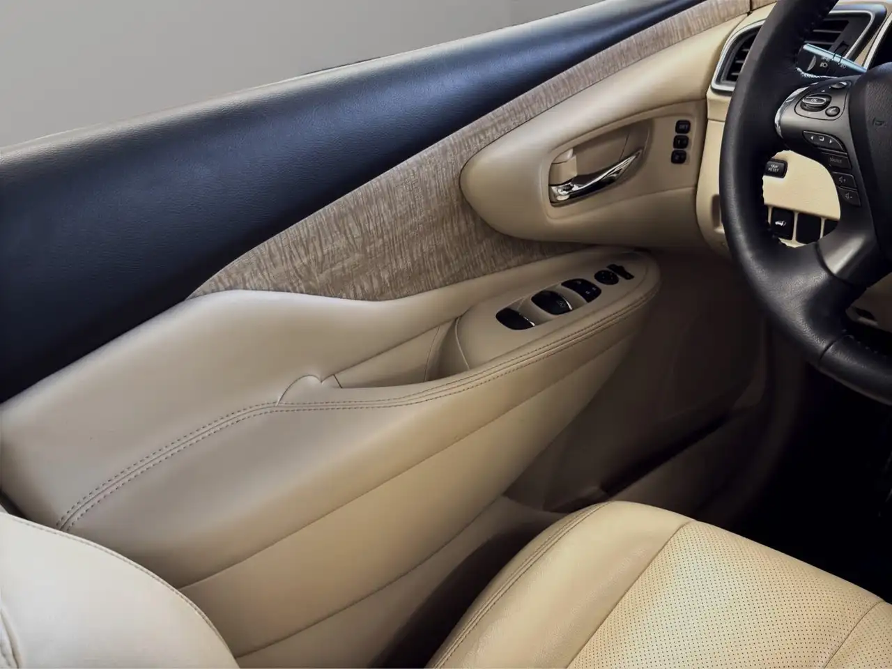 Nissan Murano снимка Nissan Murano