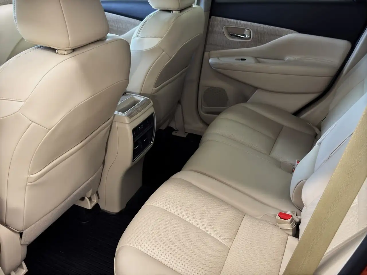 Nissan Murano снимка Nissan Murano