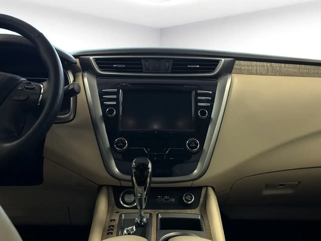 Nissan Murano снимка Nissan Murano