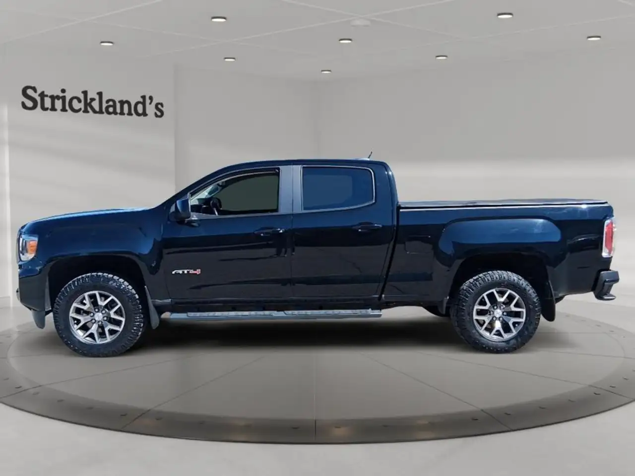 GMC Canyon снимка GMC Canyon