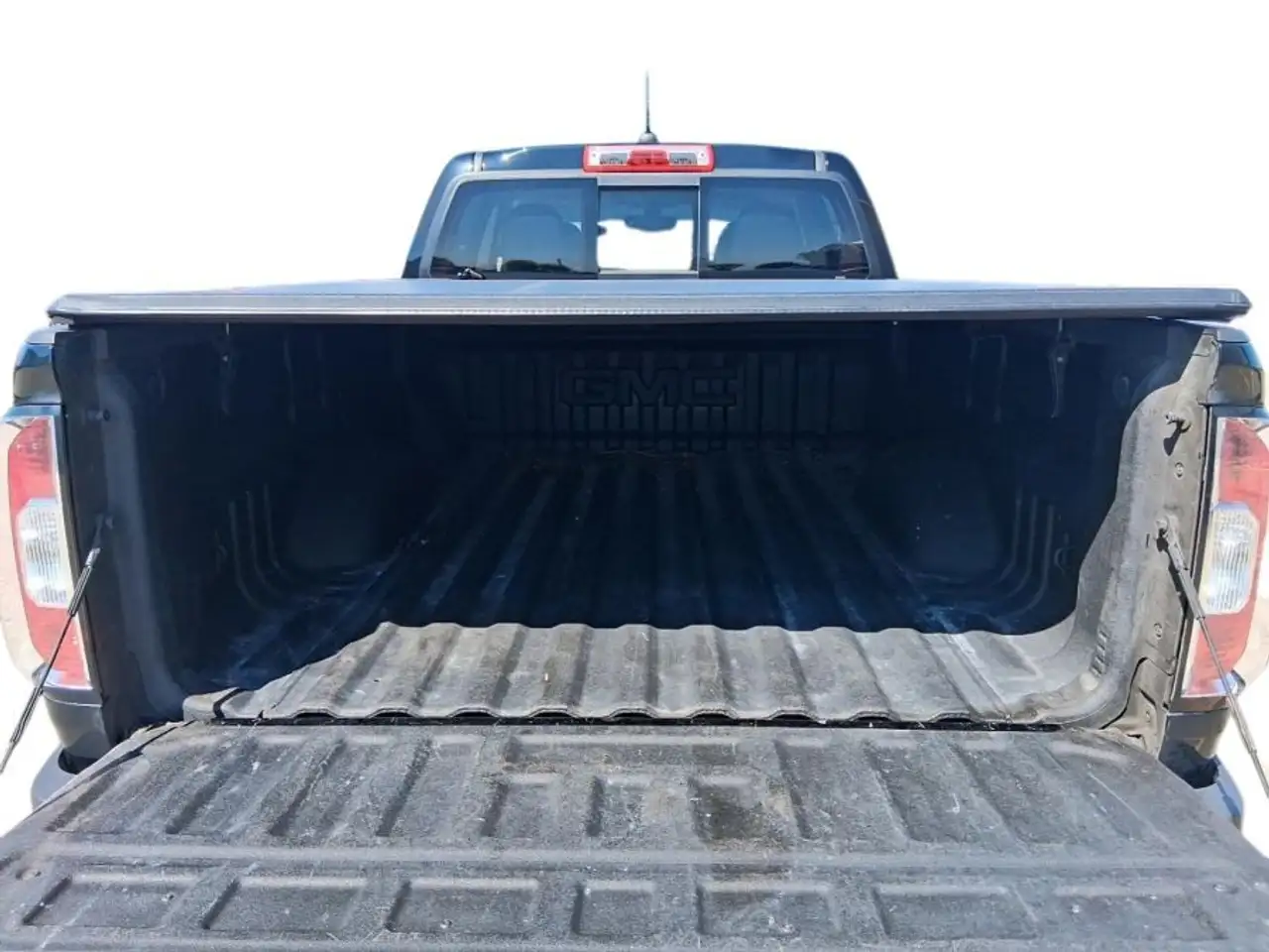 GMC Canyon снимка GMC Canyon
