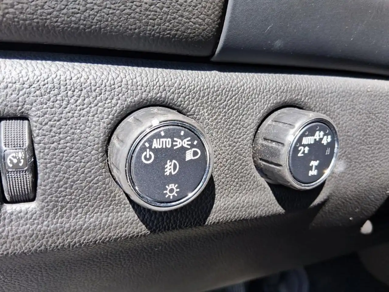 GMC Canyon снимка GMC Canyon