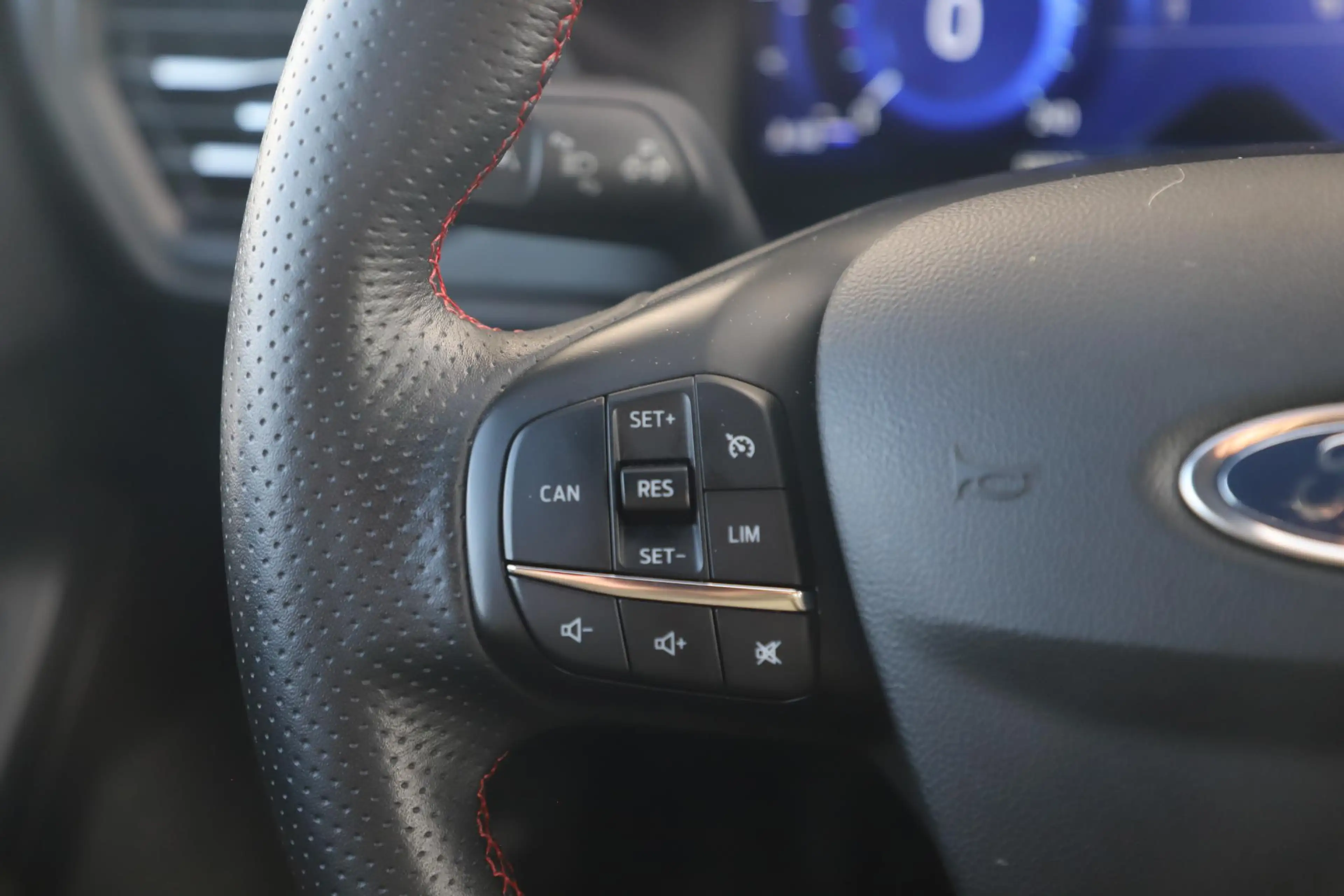 Ford Focus Wagon 1.0 EcoBoost Hybrid ST Line X Business 125PK — photo 13