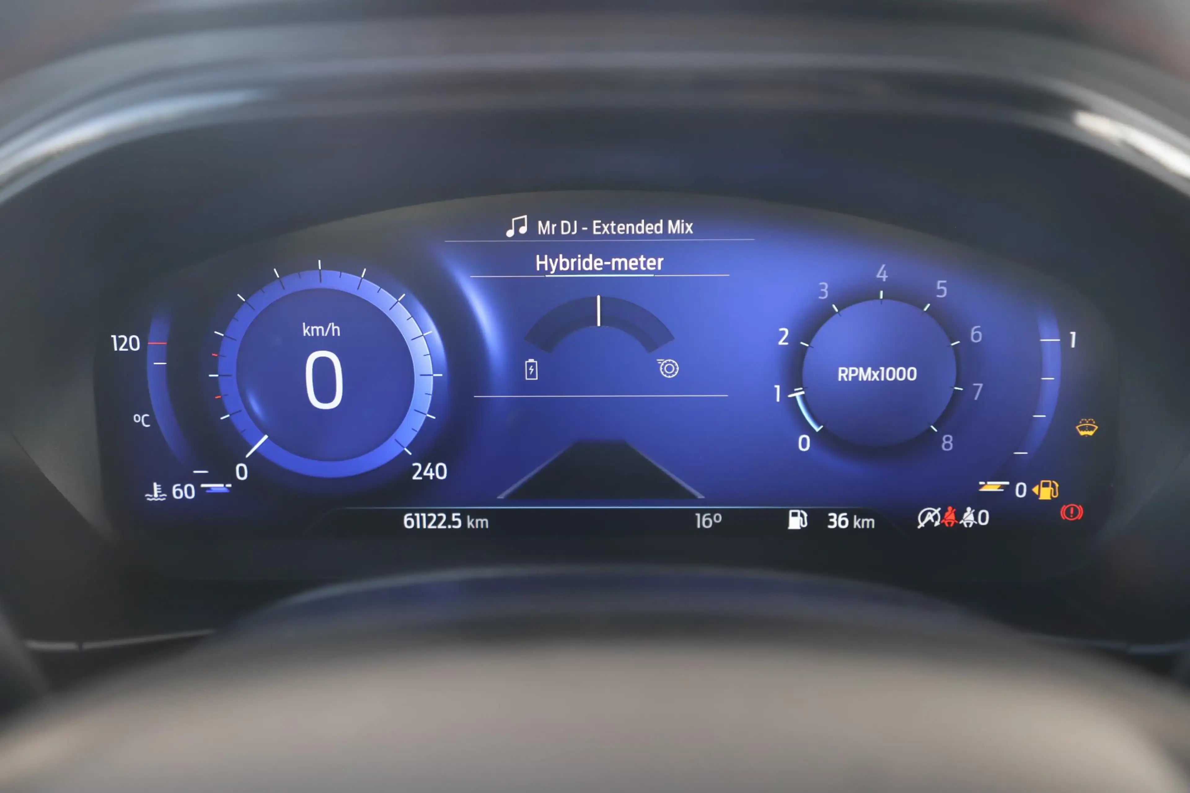 Ford Focus Wagon 1.0 EcoBoost Hybrid ST Line X Business 125PK — photo 14