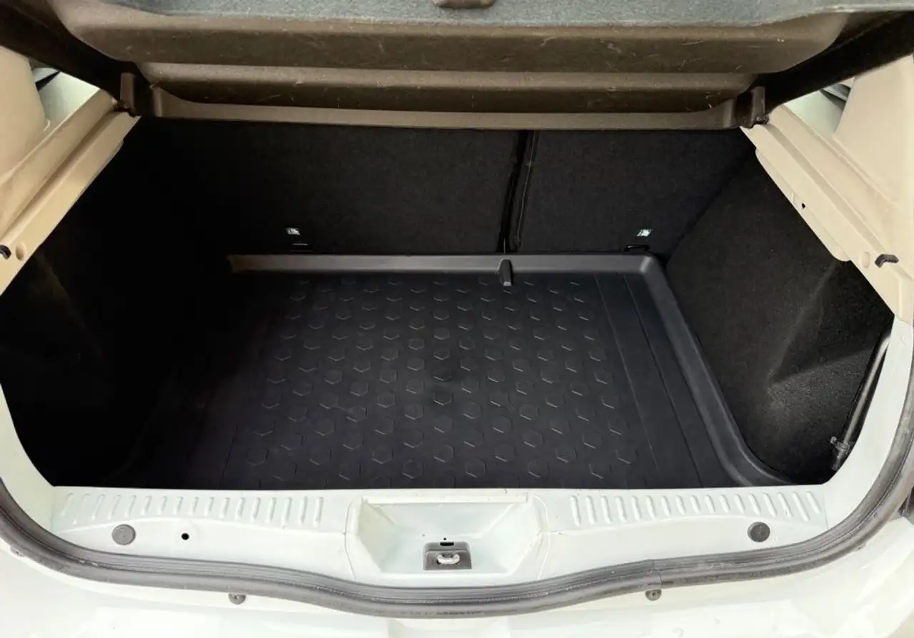 Dacia Sandero Sandero — photo 21
