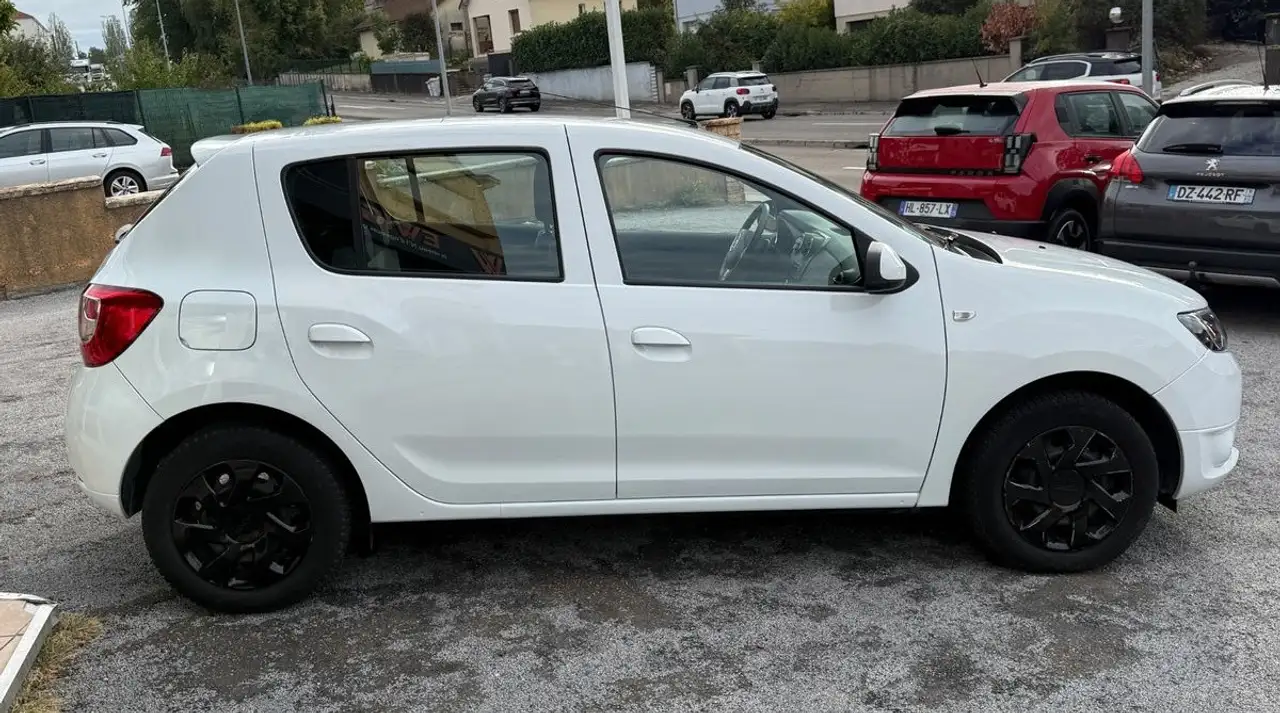 Dacia Sandero Sandero — photo 10
