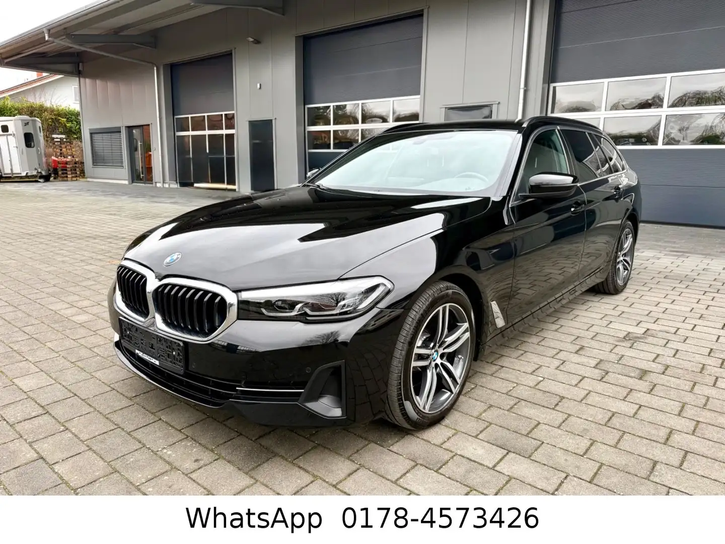 BMW 520 d Touring Autom. LED/Harman/Kardon/Live Cockp Noir - 1