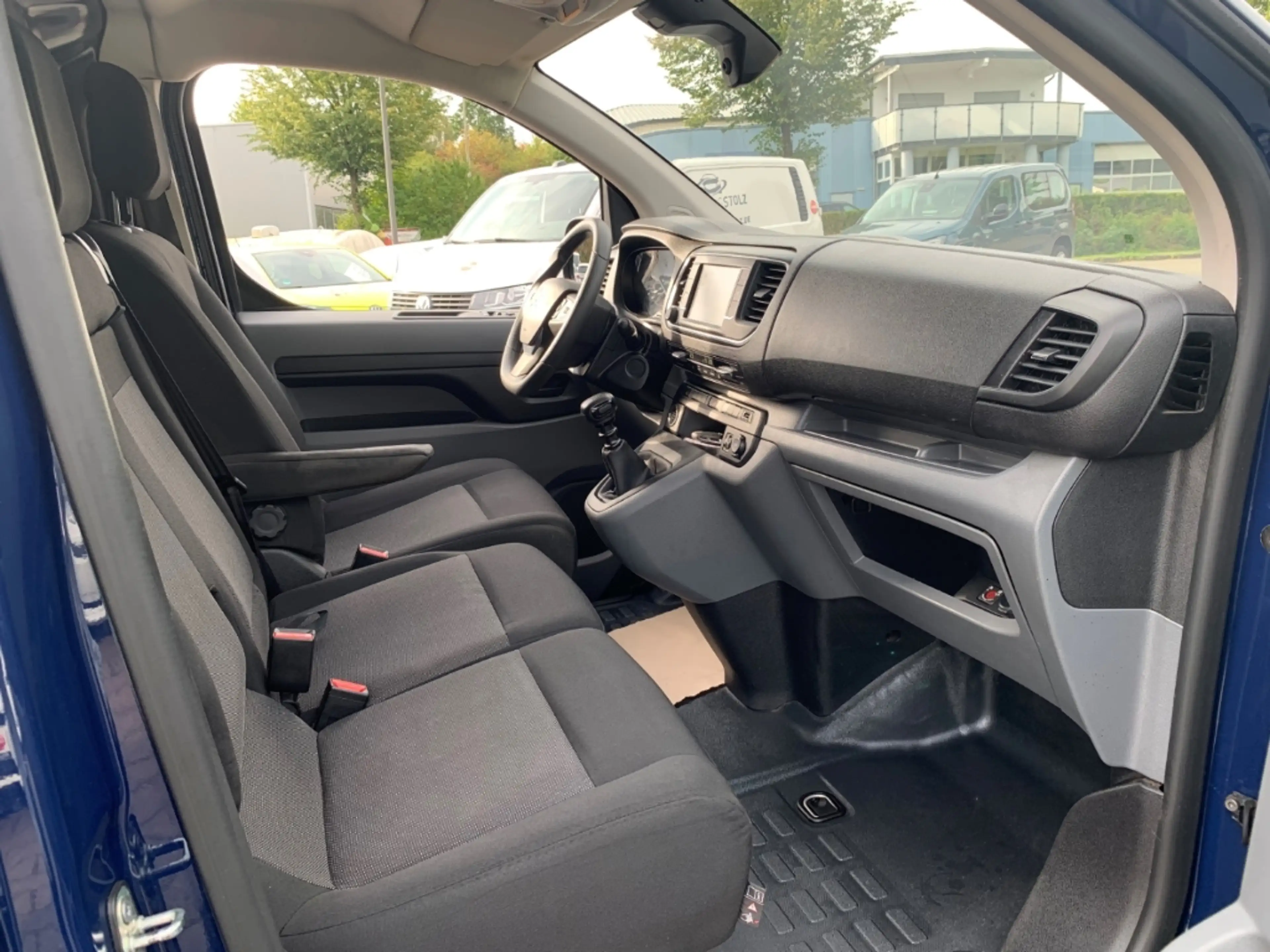 Citroen Jumpy Kasten Club M Navi Apple CarPlay Android Auto Klim — photo 3