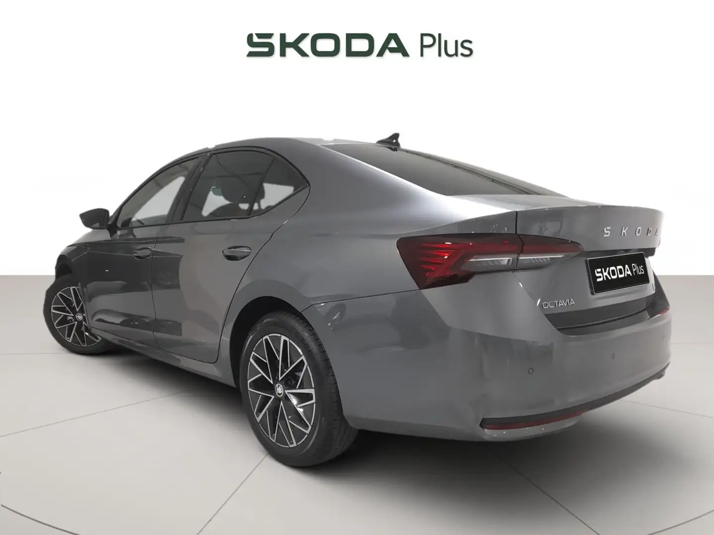 Skoda Octavia 2.0TDI Selection DSG7 110kW Gris - 2