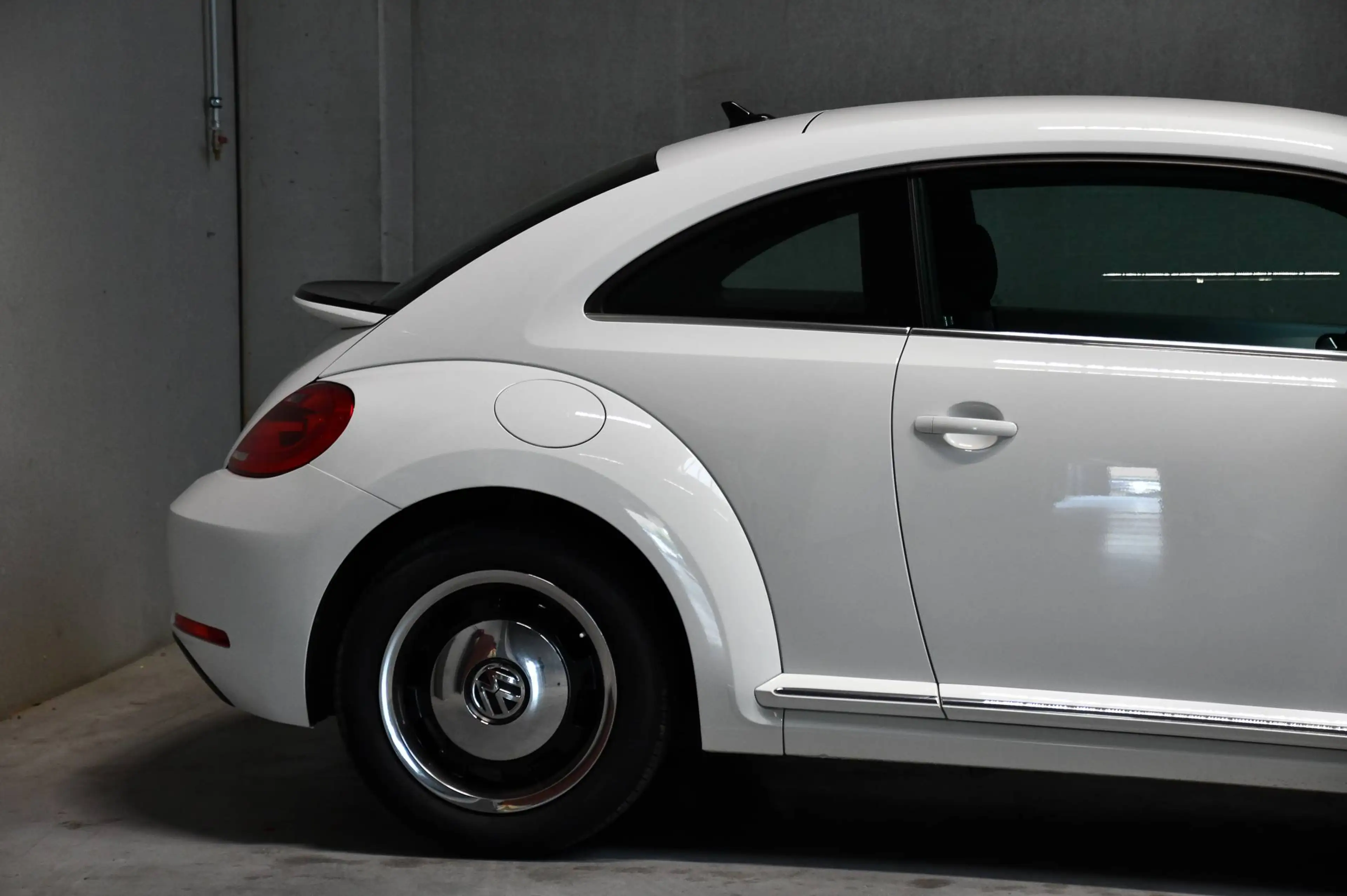 Volkswagen Beetle Beetle - Design - DSG - Cruise Control - Camera - Bluetooth - Chromepakket — photo 11
