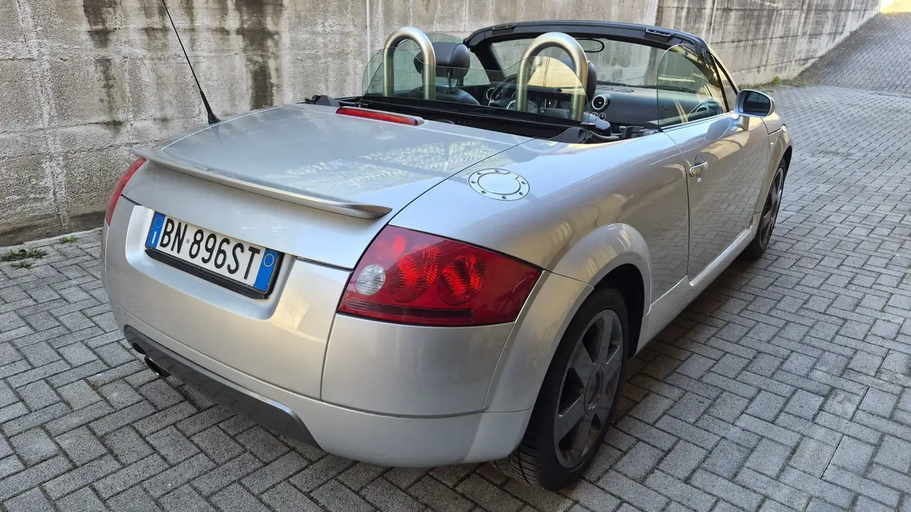 Audi TT Roadster 1.8 T, foto 10