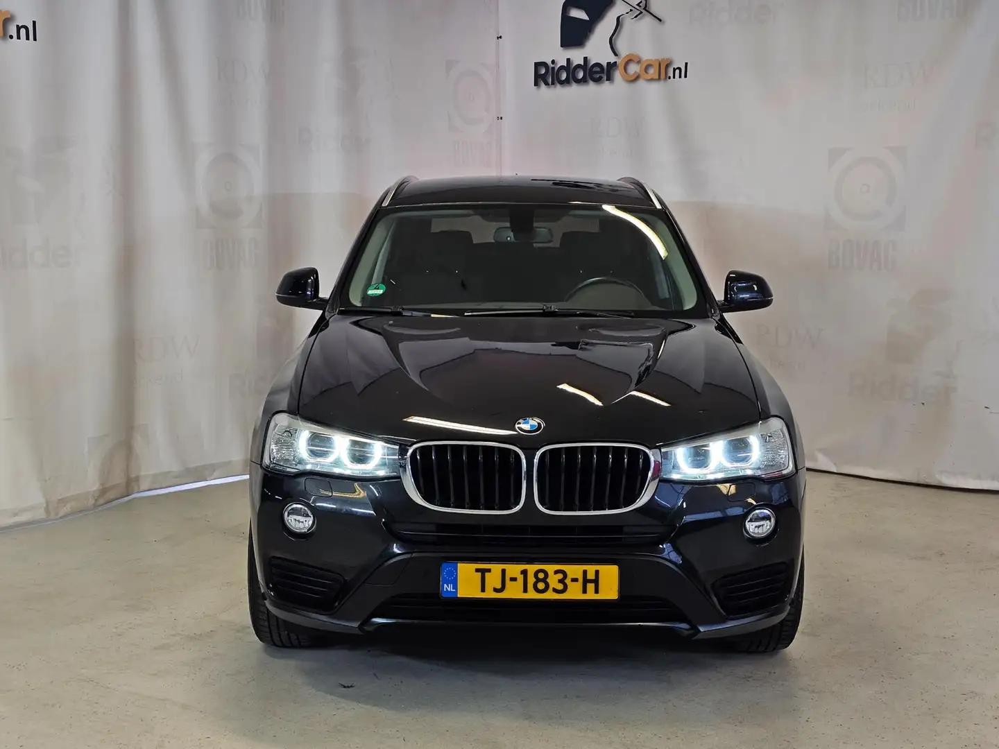 BMW X3 SDrive18d Executive|AUT|GARANTIE|XENON|NAVI|CRUISE Zwart - 2
