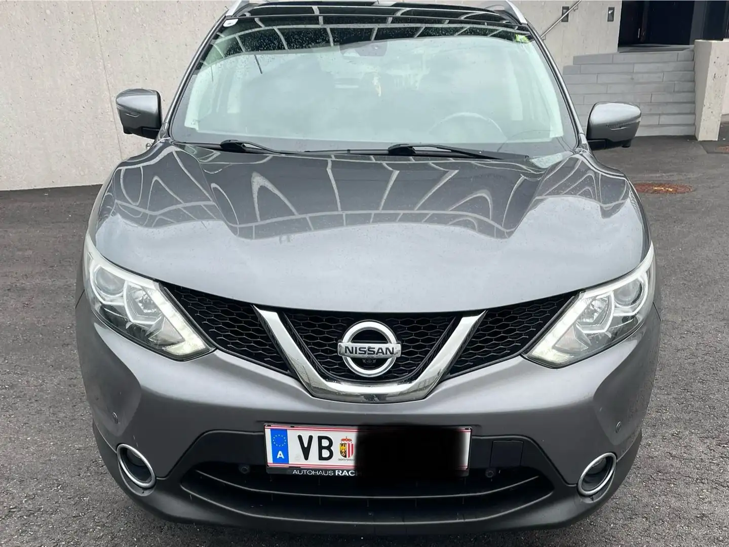 Nissan Qashqai Qashqai 1,5 dCi 360° Panorama Grau - 1
