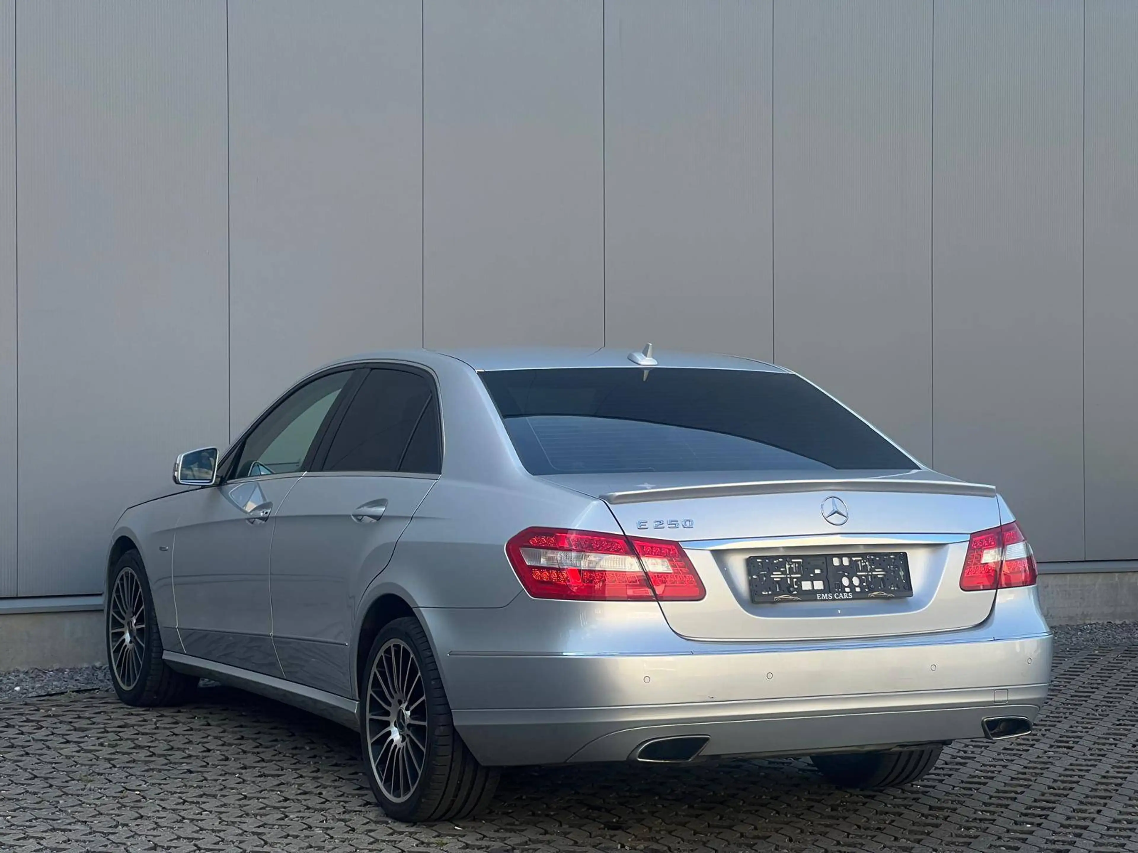 Mercedes-Benz E 250 BE Elegance Automaat- Benzine- 59.032Km- 2012- Airco- Led — photo 6