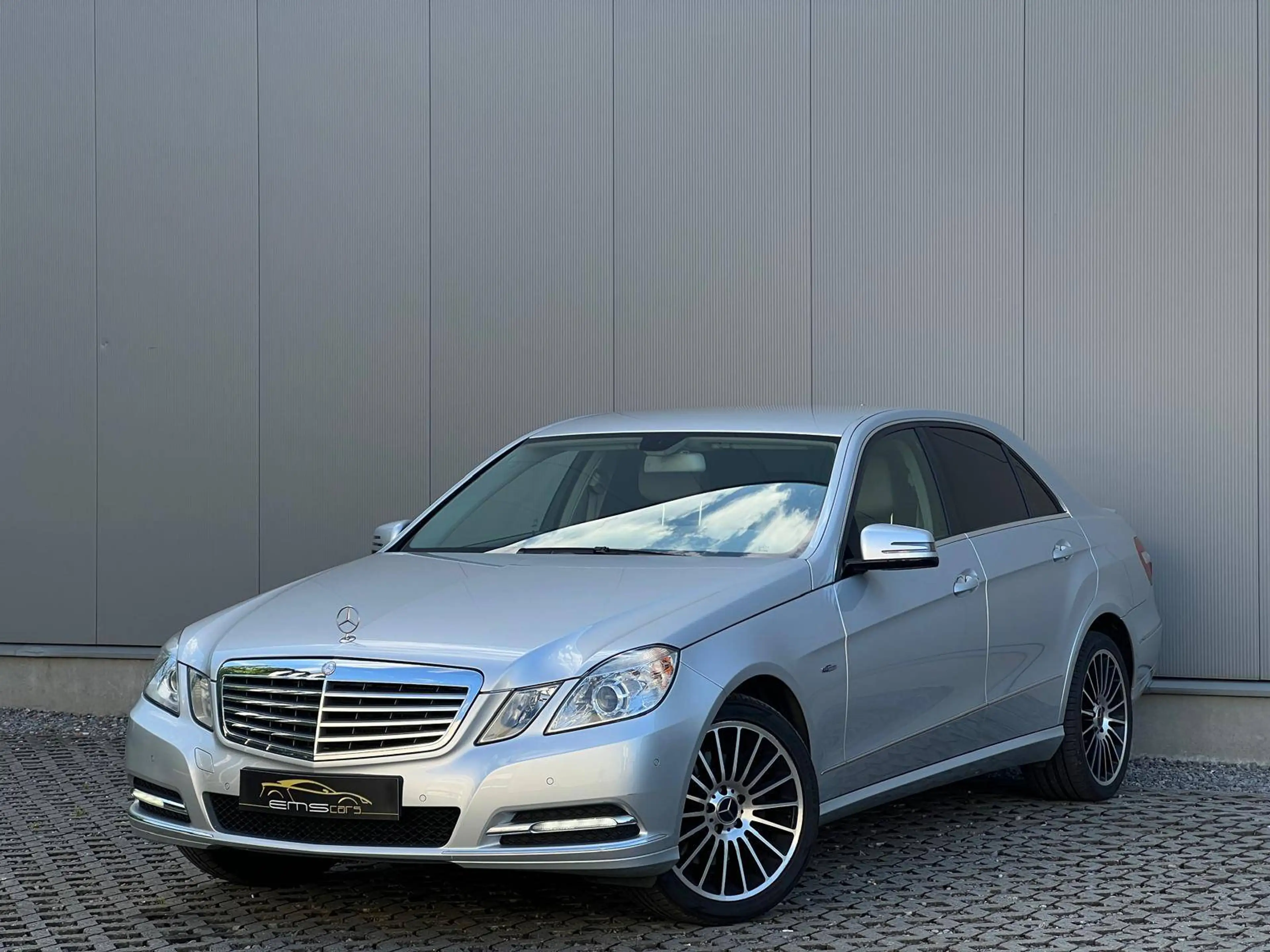 Mercedes-Benz E 250 BE Elegance Automaat- Benzine- 59.032Km- 2012- Airco- Led