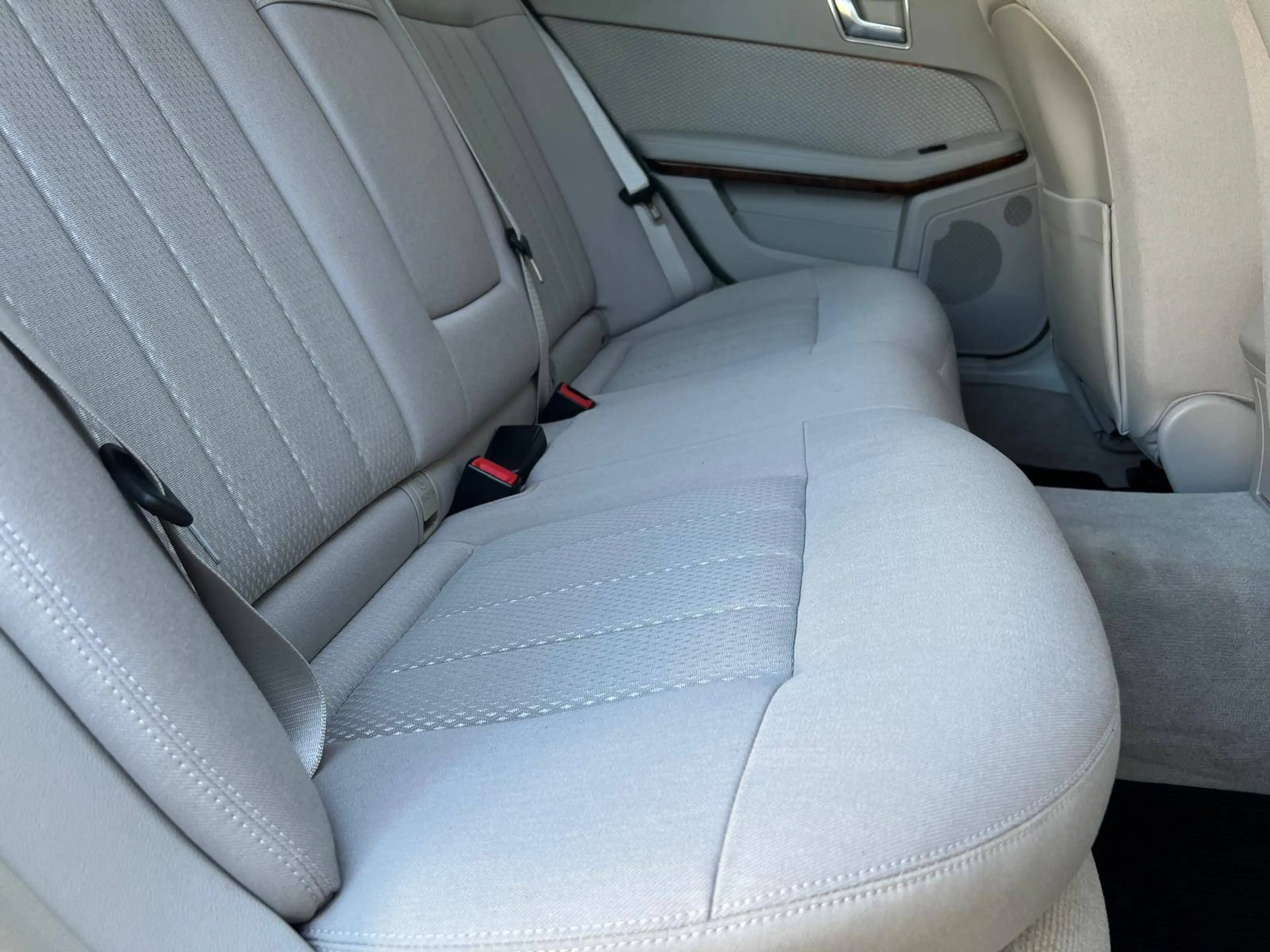 Mercedes-Benz E 250 BE Elegance Automaat- Benzine- 59.032Km- 2012- Airco- Led — photo 11