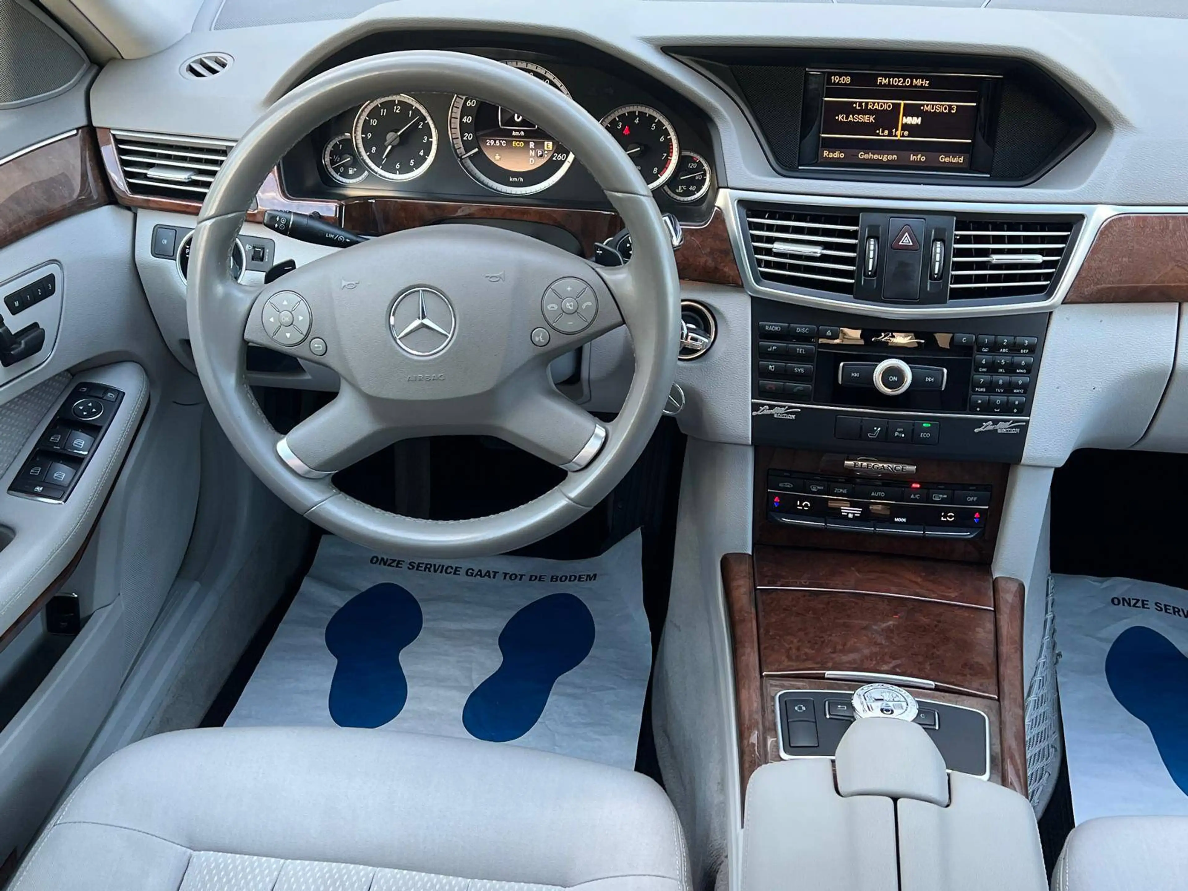 Mercedes-Benz E 250 BE Elegance Automaat- Benzine- 59.032Km- 2012- Airco- Led — photo 13