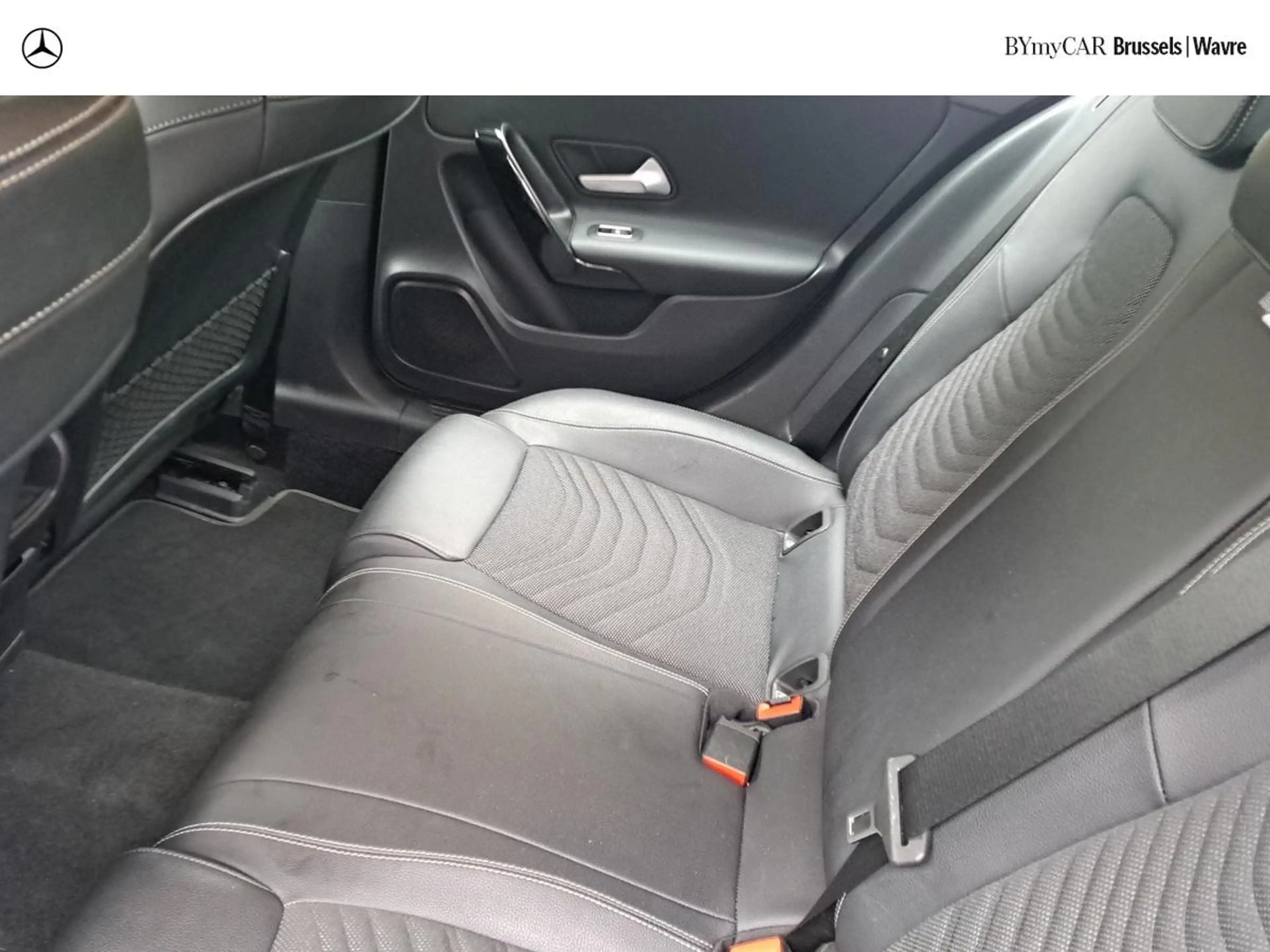 Mercedes-Benz A 180 A d DCT Business Solution — photo 14