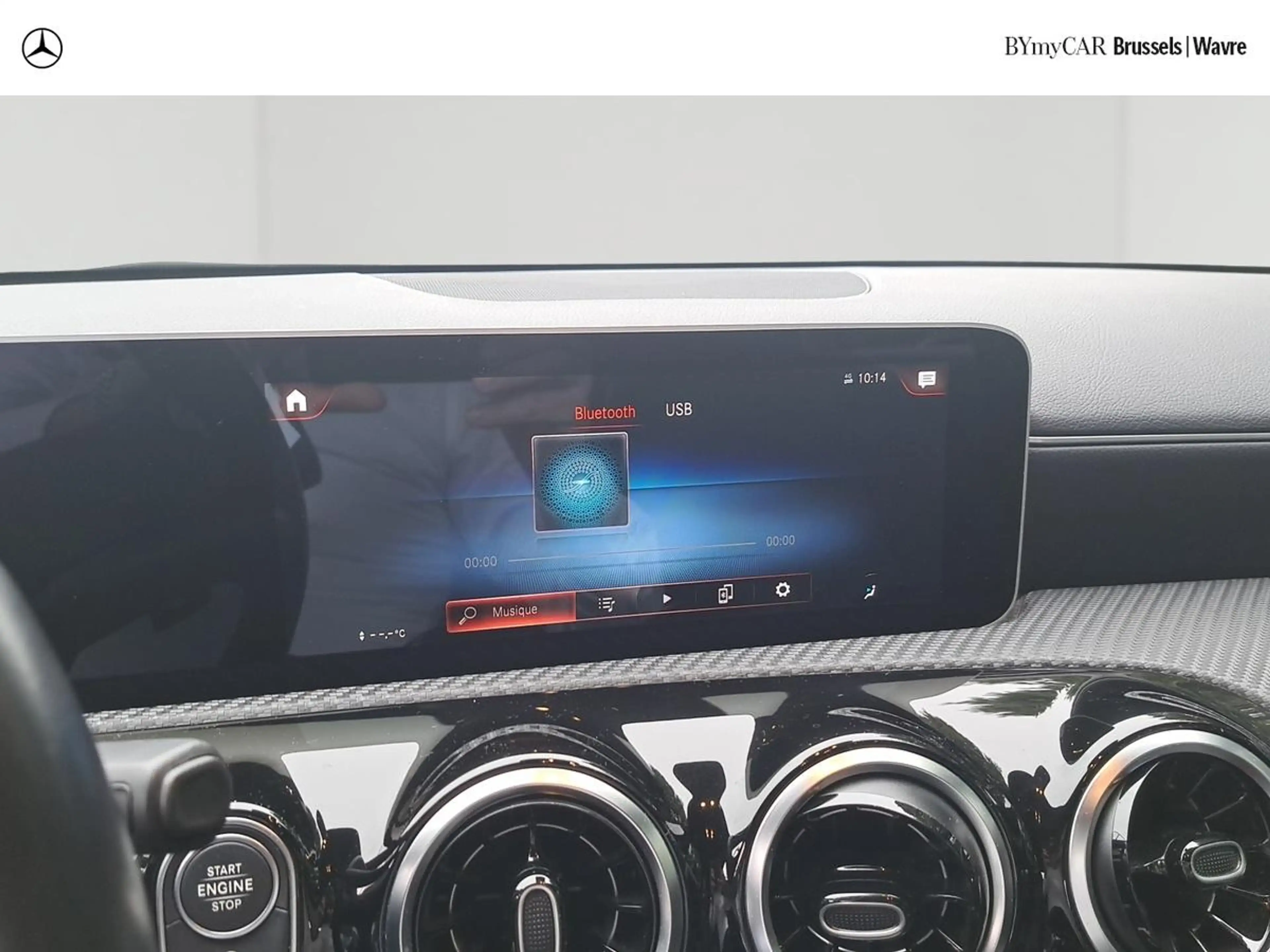 Mercedes-Benz A 180 A d DCT Business Solution — photo 12